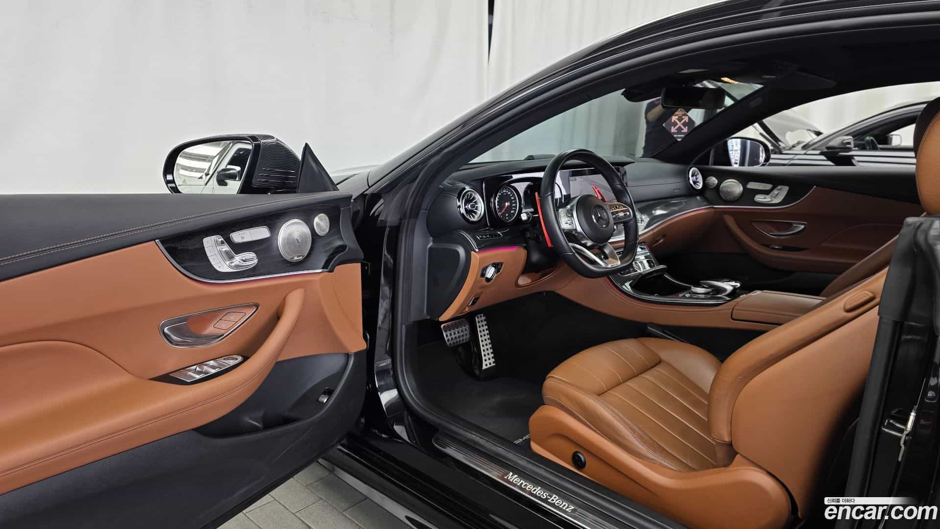 E-Class Mercedes-Benz 2018.11-INNER-010