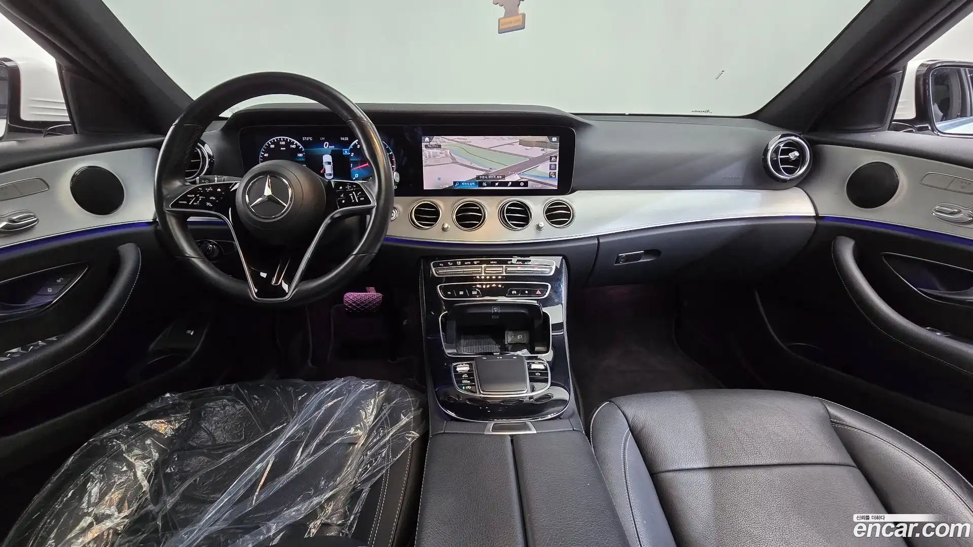 E-Class Mercedes-Benz 2021.2-INNER-007