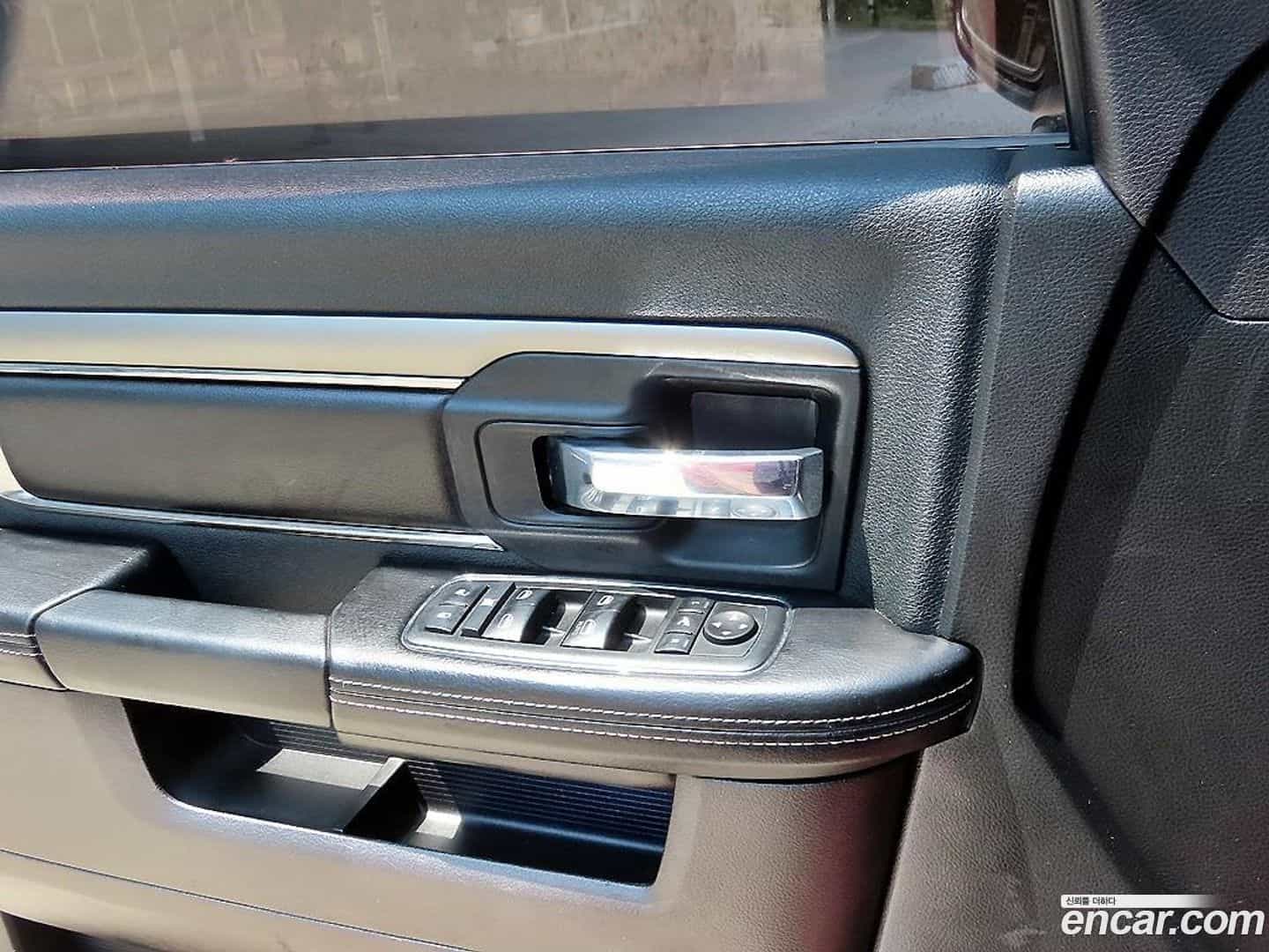 Ram Pick Up Dodge 2014.11-OPTION-016