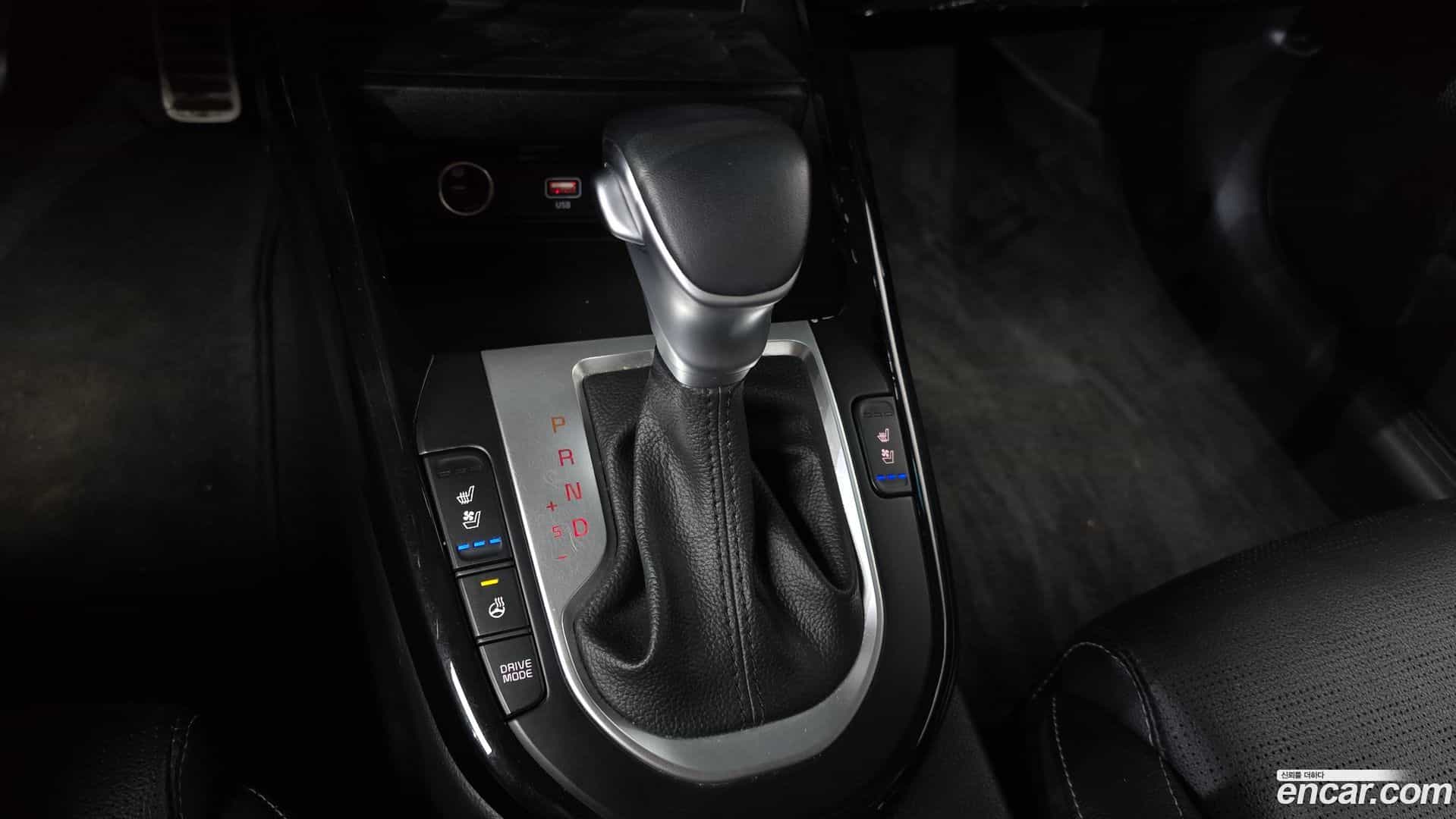 K3 Kia 2023.2-INNER-009