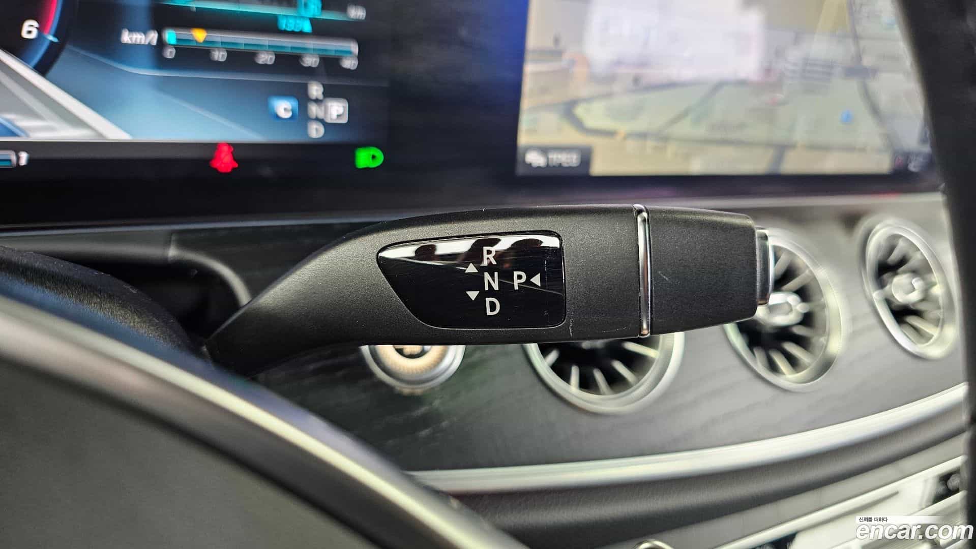 E-Class Mercedes-Benz 2017.6-INNER-009