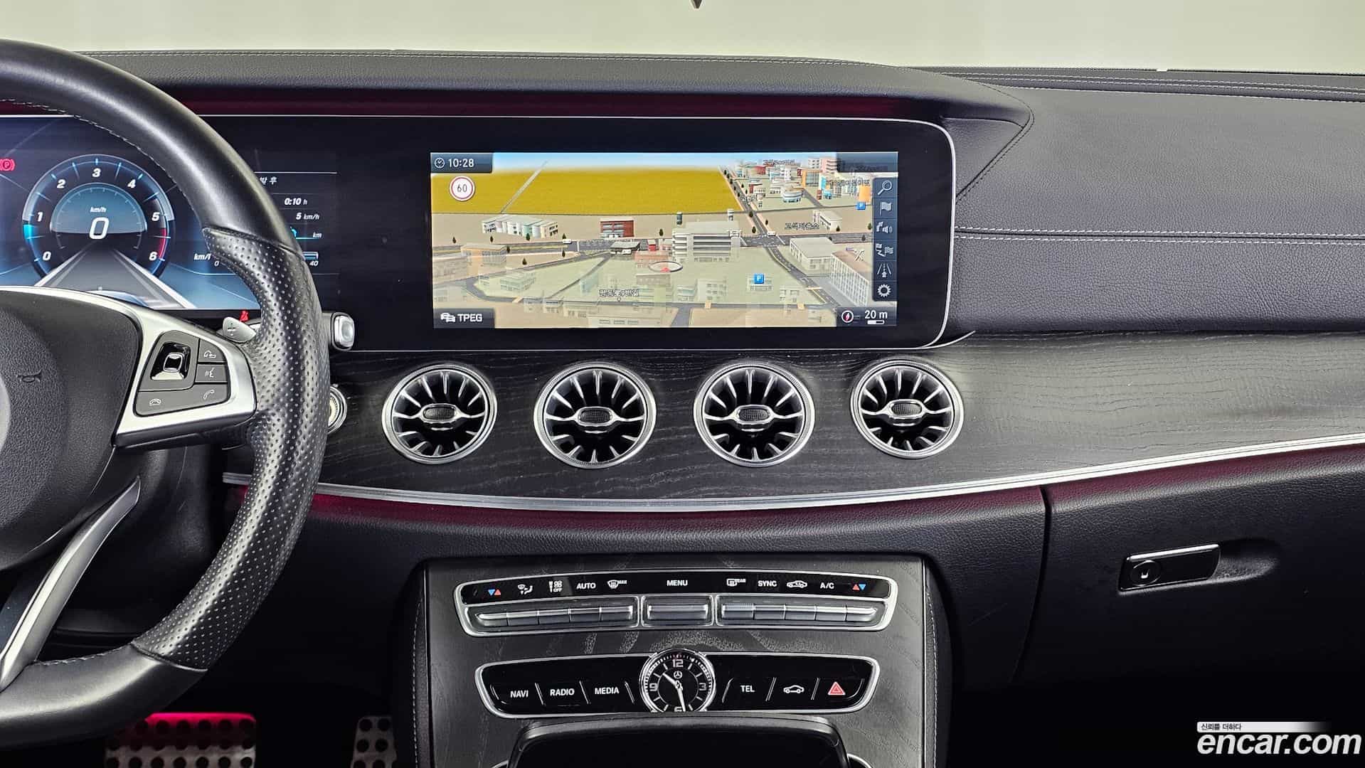 E-Class Mercedes-Benz 2017.6-OPTION-018