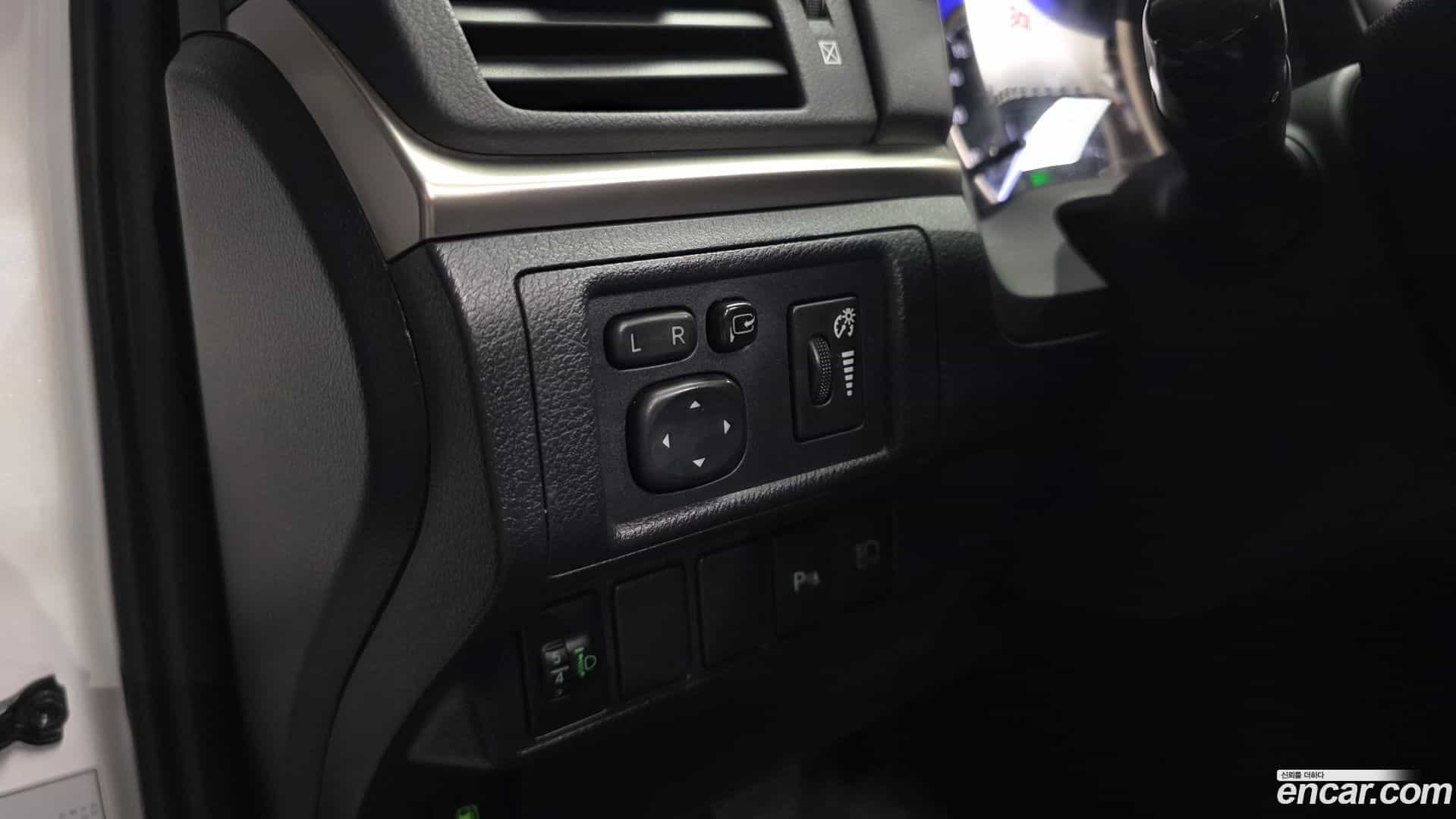 CT200h Lexus 2018.9-OPTION-040