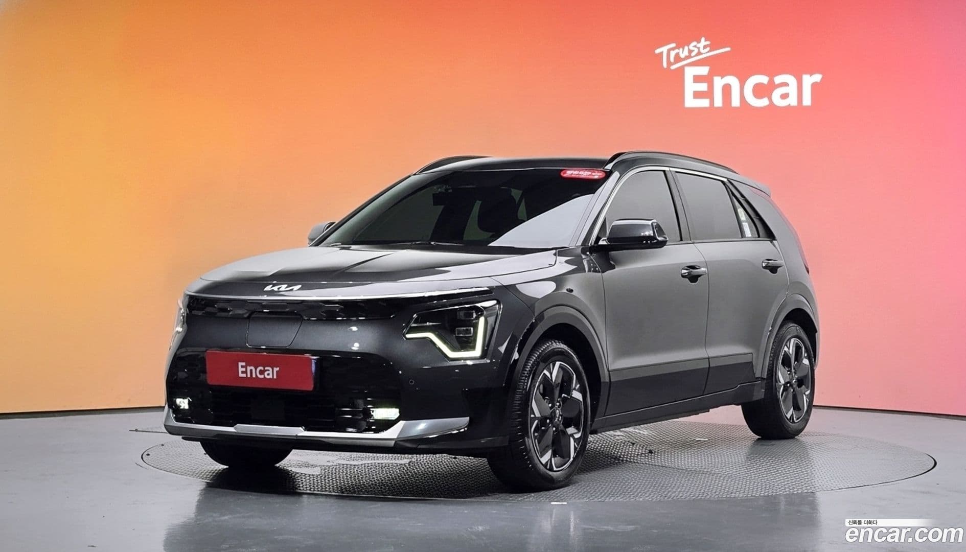 Main__Slider__Photo:Niro Kia 2022.5-0