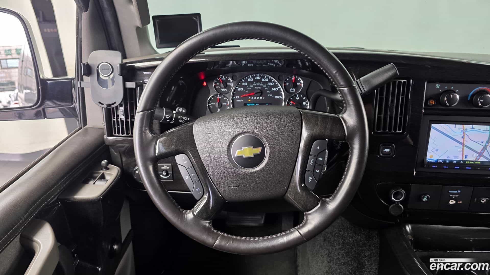 Express Van Chevrolet 2017.1-OPTION-016