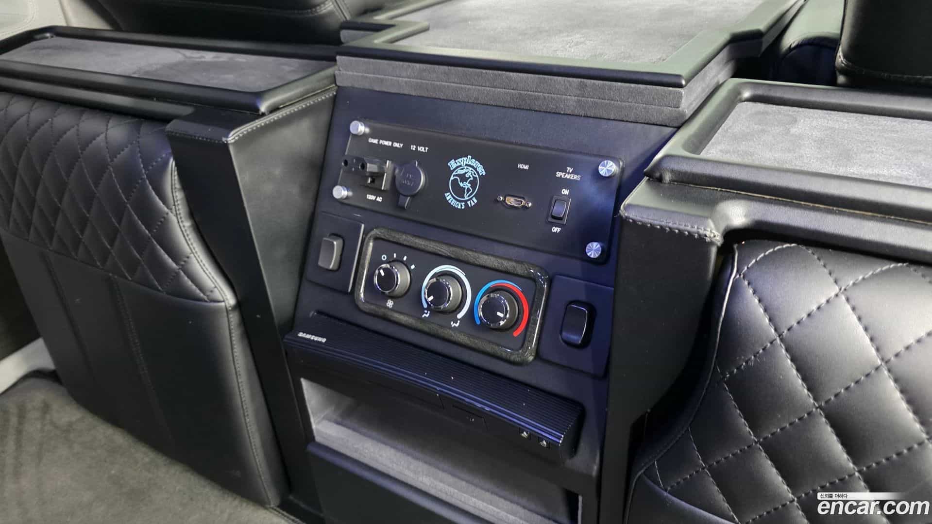 Express Van Chevrolet 2017.1-OPTION-022