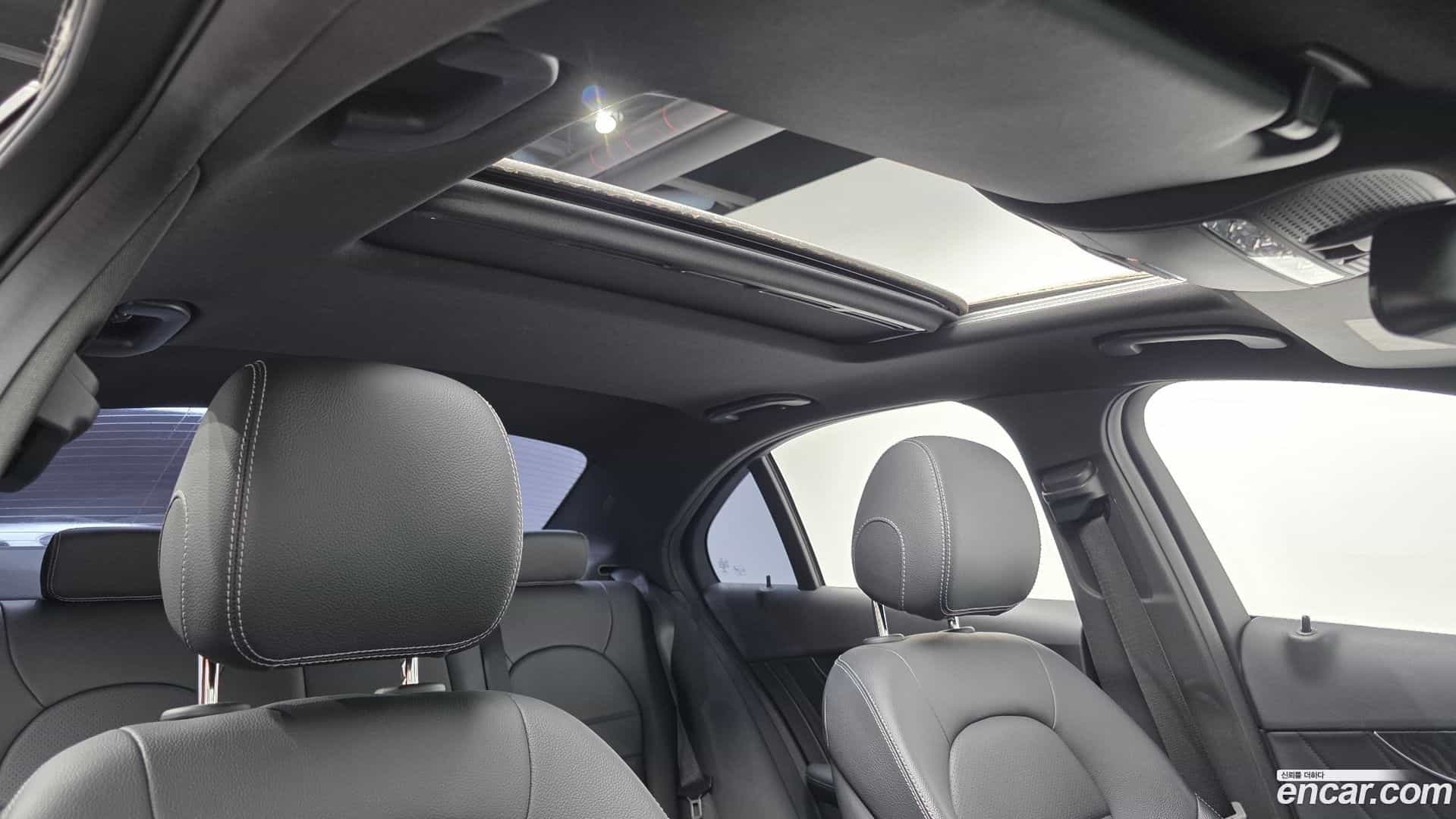 C-Class Mercedes-Benz 2016.10-OPTION-017