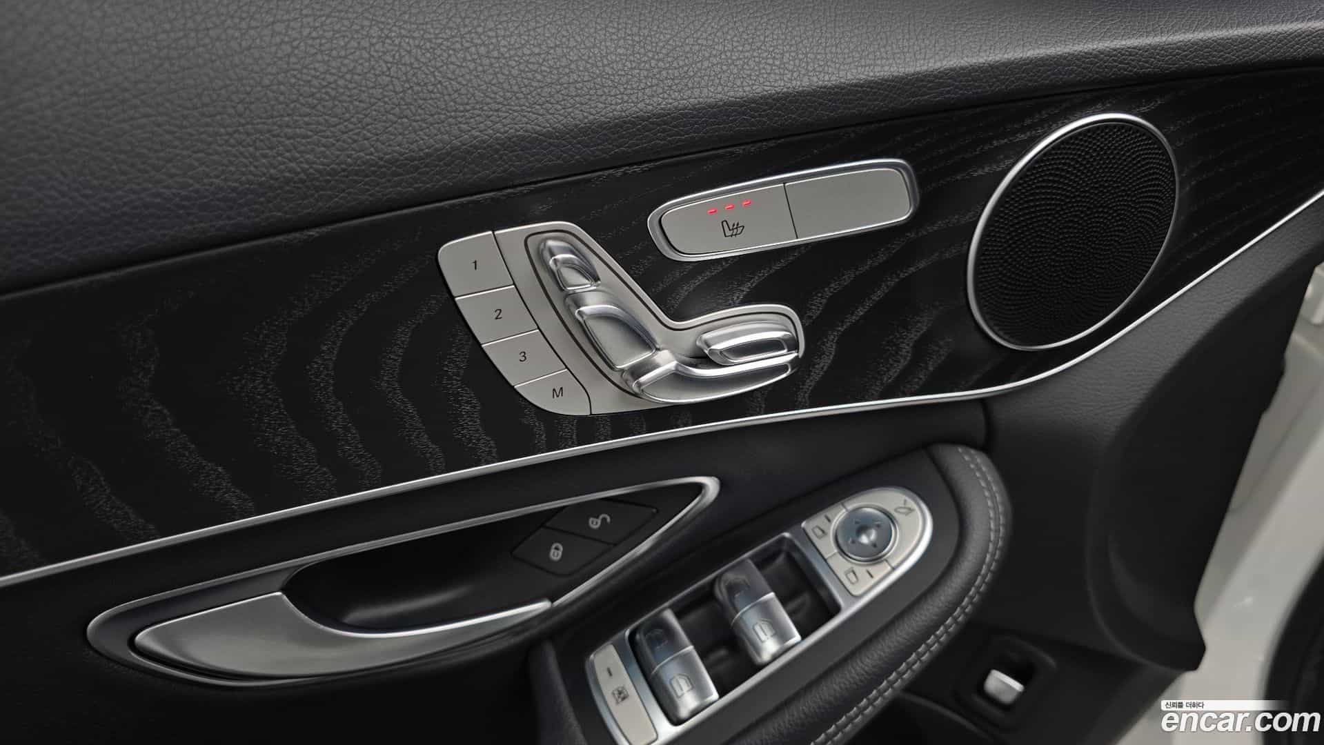 C-Class Mercedes-Benz 2016.10-OPTION-018