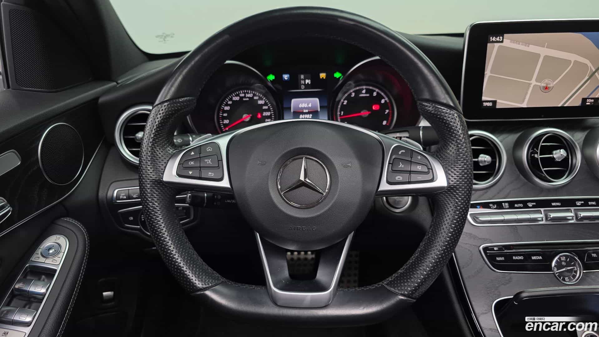 C-Class Mercedes-Benz 2016.10-OPTION-020