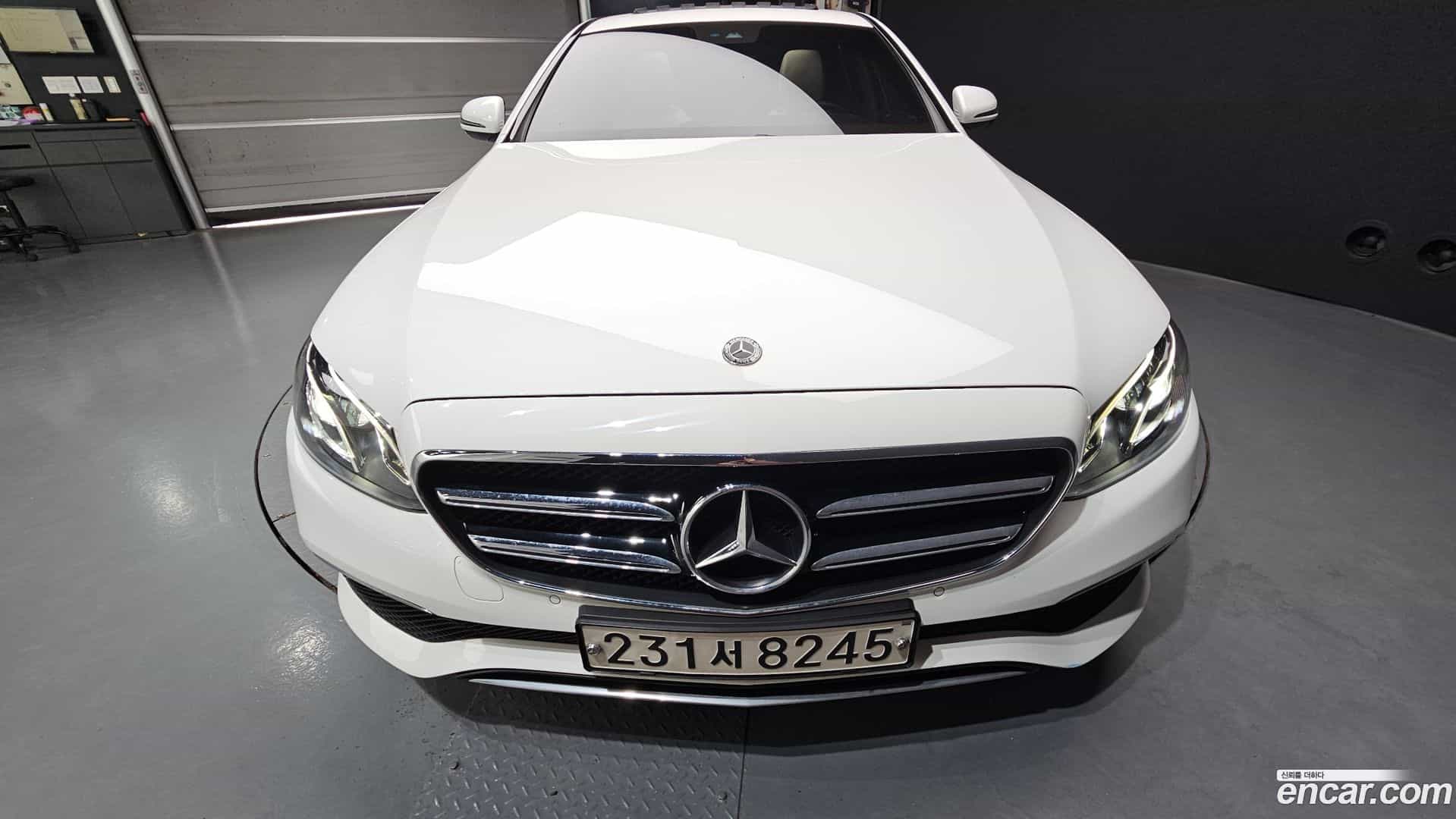 E-Class Mercedes-Benz 2020.3-OPTION-044