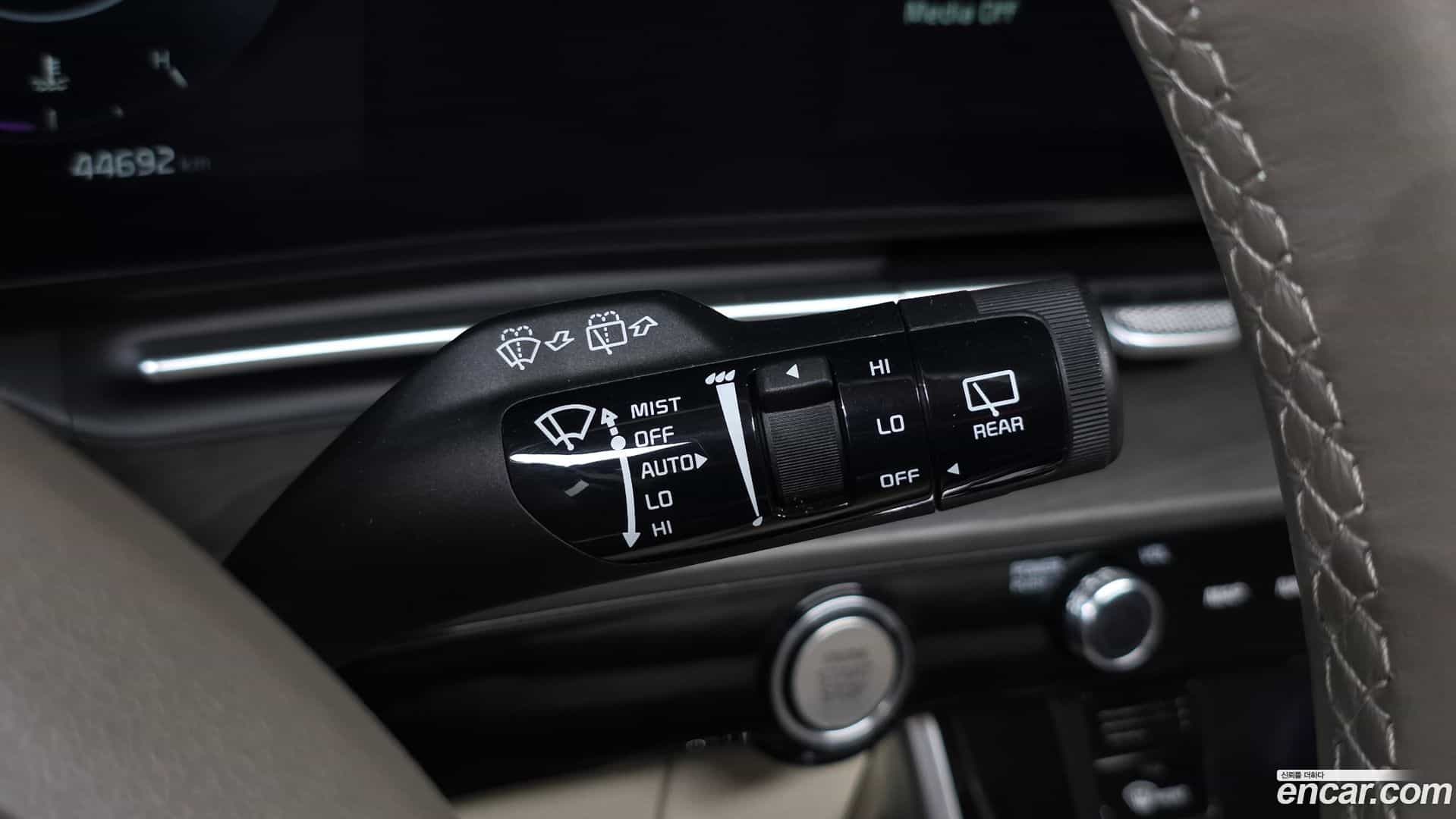 Canival Kia 2023.5-OPTION-041