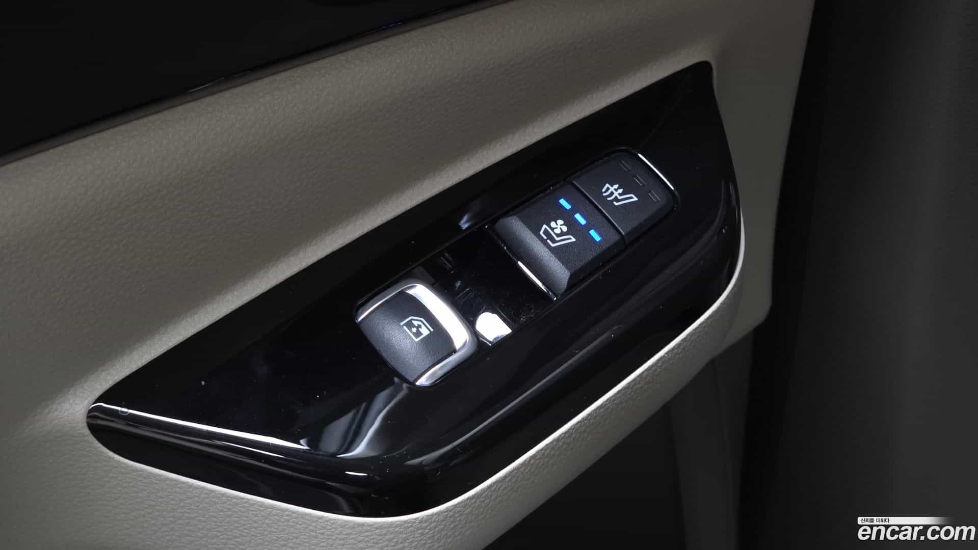 Canival Kia 2023.5-OPTION-043