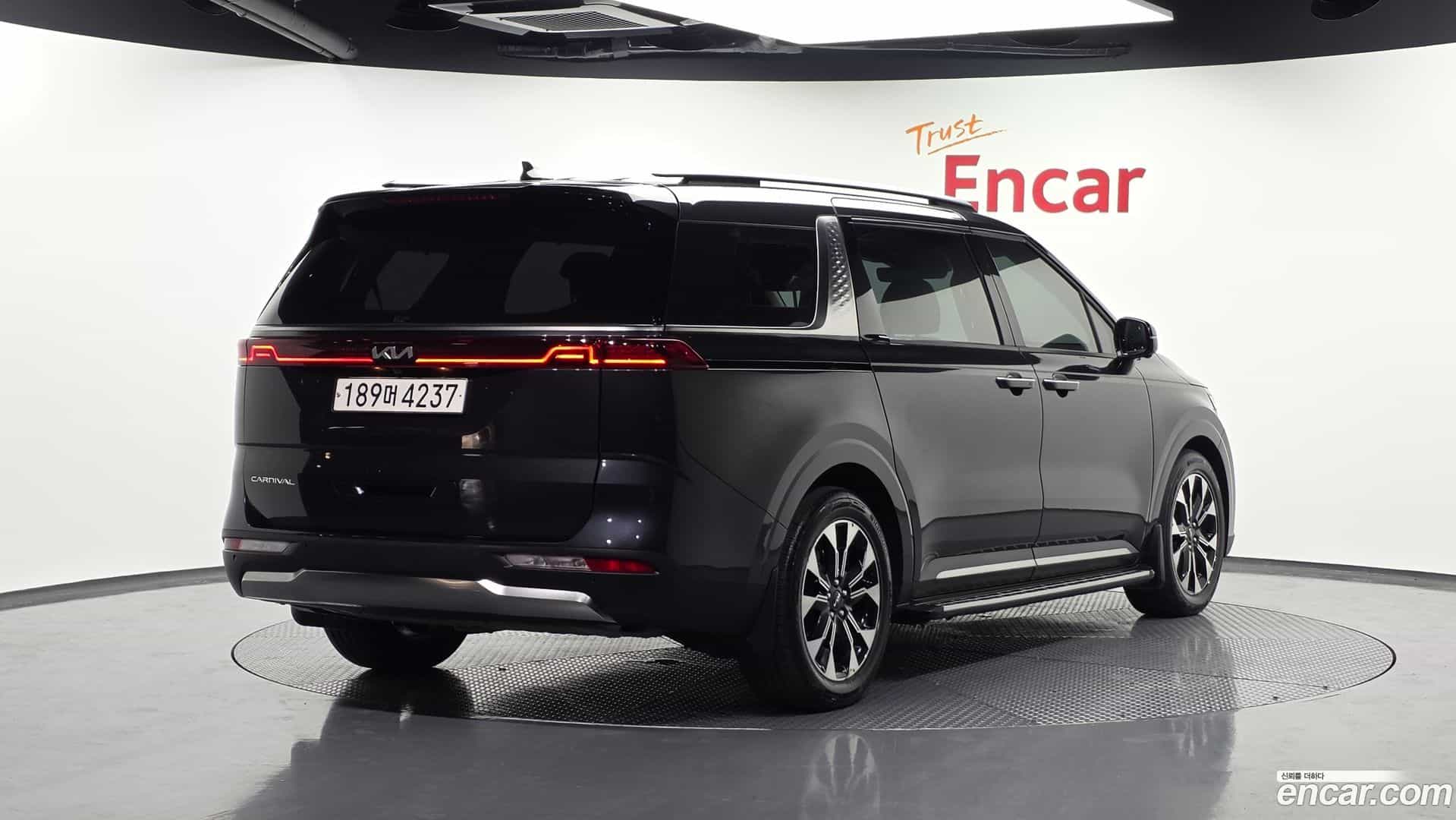 Canival Kia 2021.10-OUTER-002