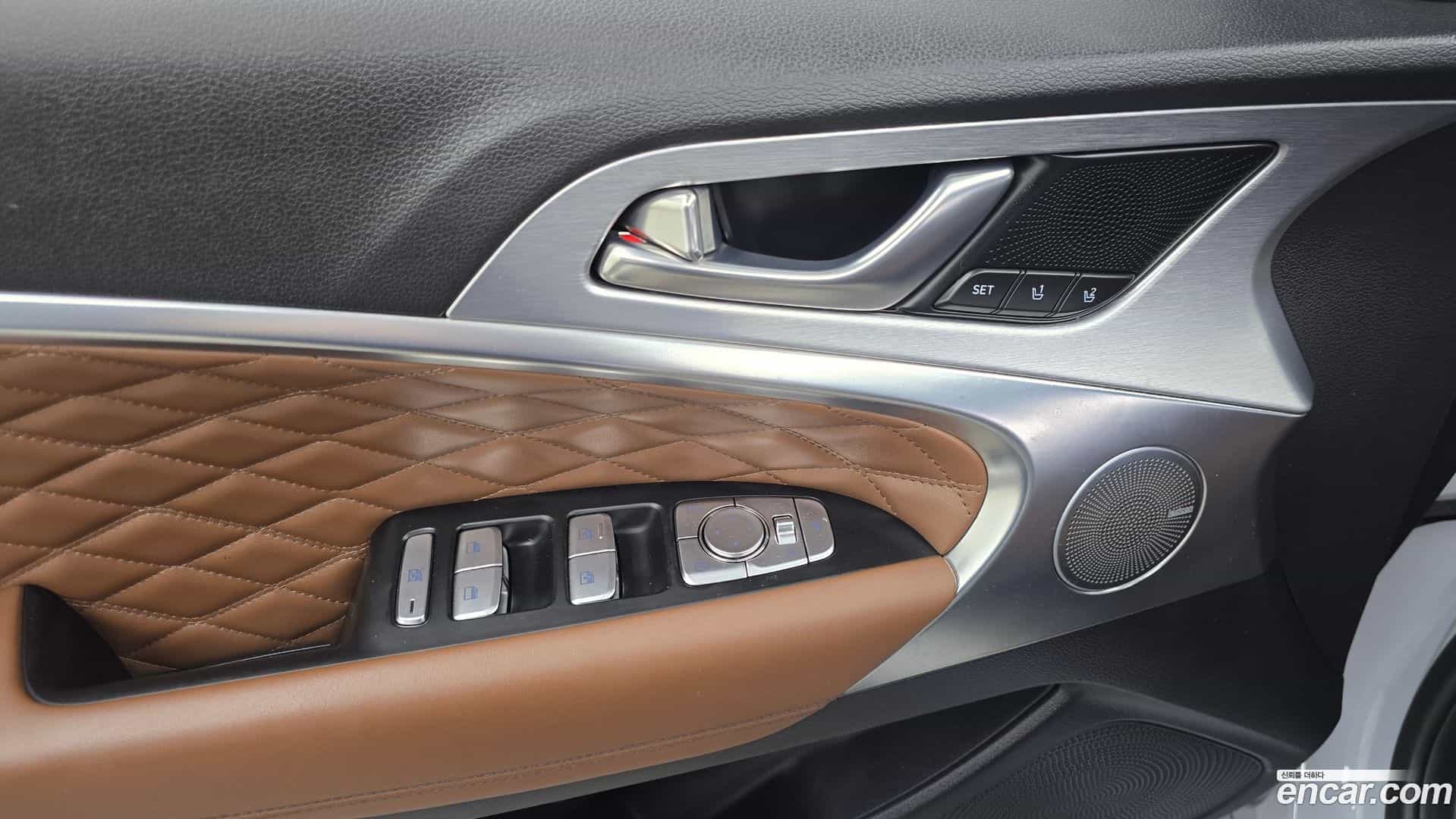 G70 Genesis 2019.2-OPTION-042