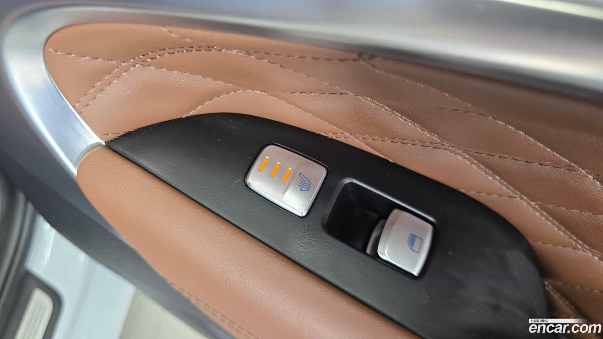 G70 Genesis 2019.2-OPTION-043