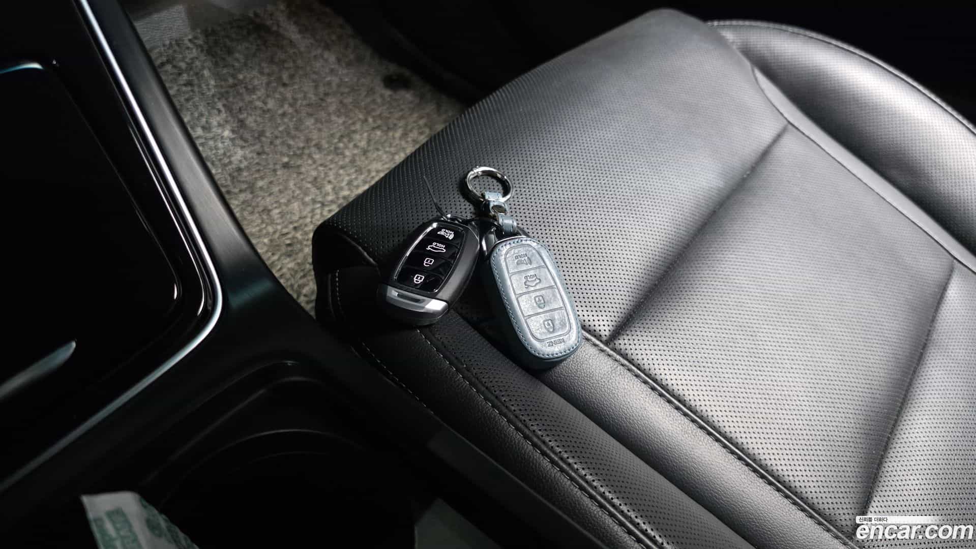 Grandeur Hyundai 2018.3-OPTION-042
