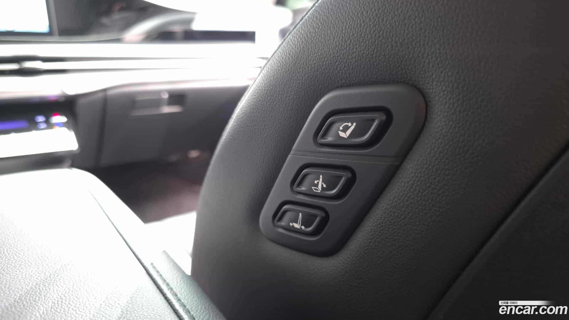 Grandeur Hyundai 2023.6-OPTION-045