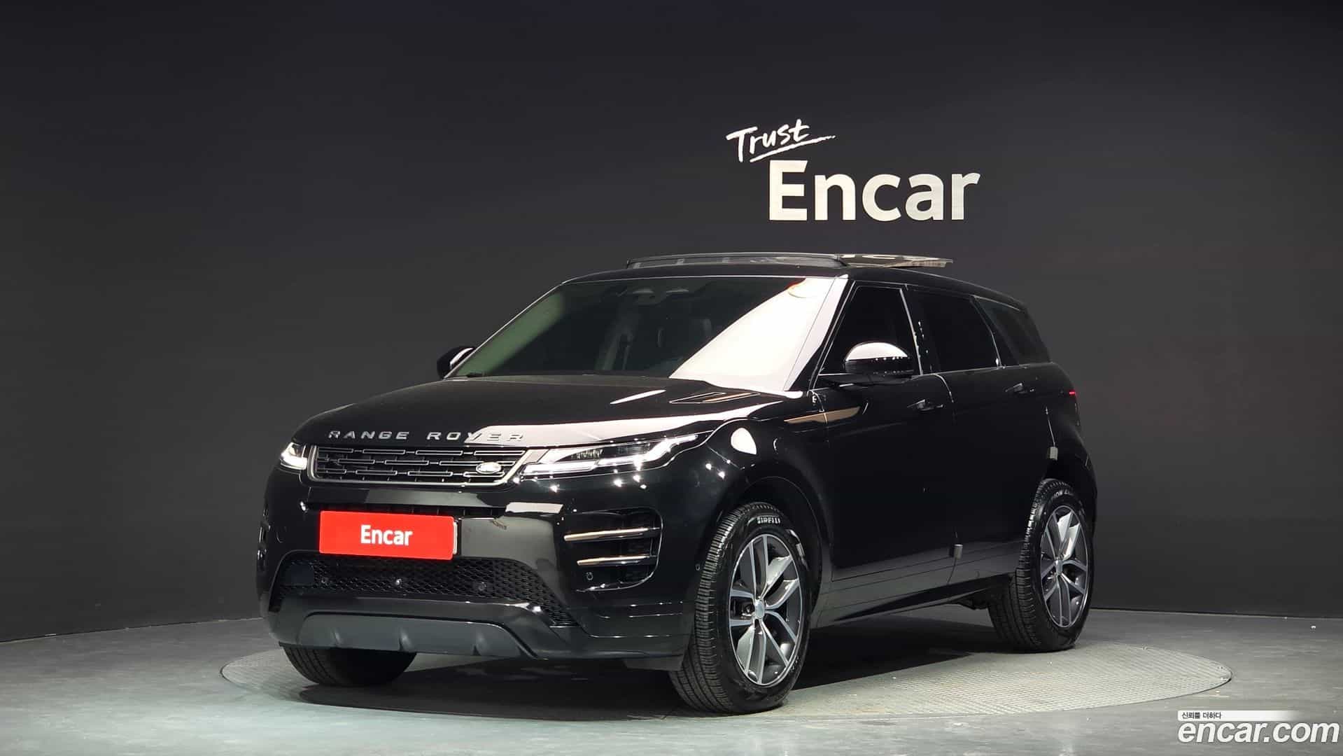Range Rover Evoque Land Rover 2024.11-OUTER-001