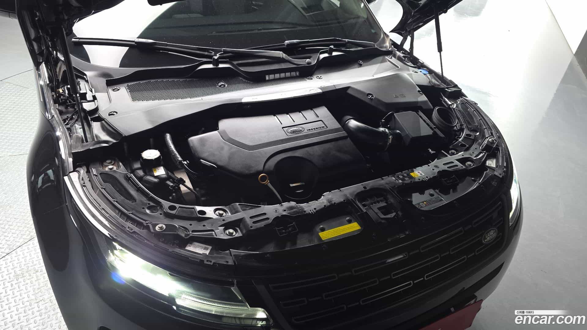 Range Rover Evoque Land Rover 2024.11-OUTER-006