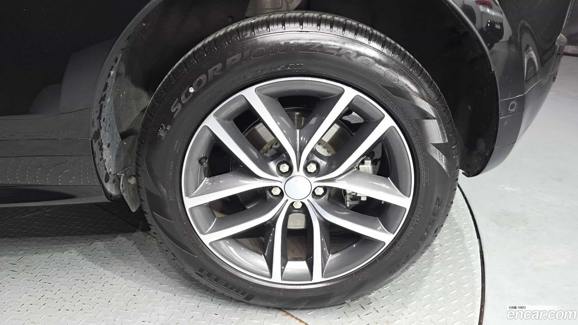 Range Rover Evoque Land Rover 2024.11-OUTER-031
