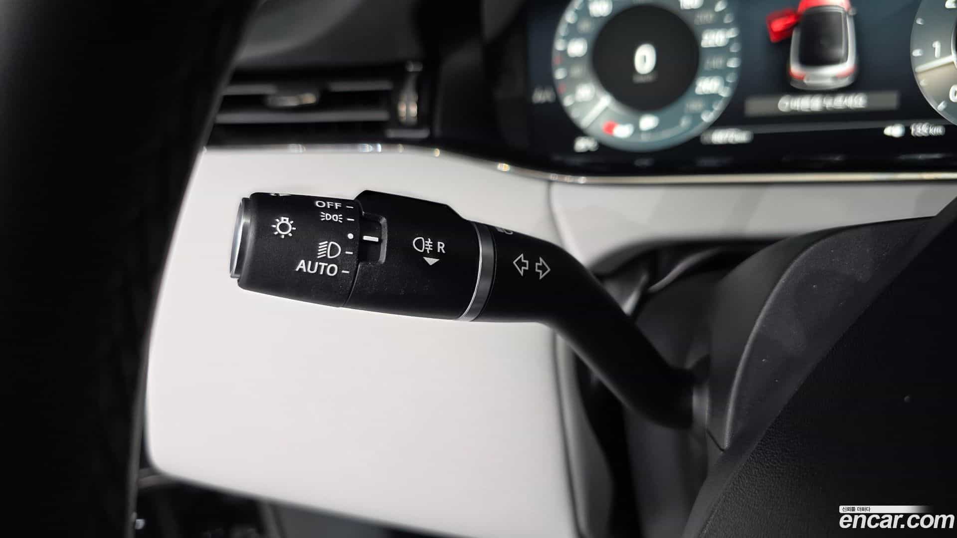 Range Rover Evoque Land Rover 2024.11-OPTION-042