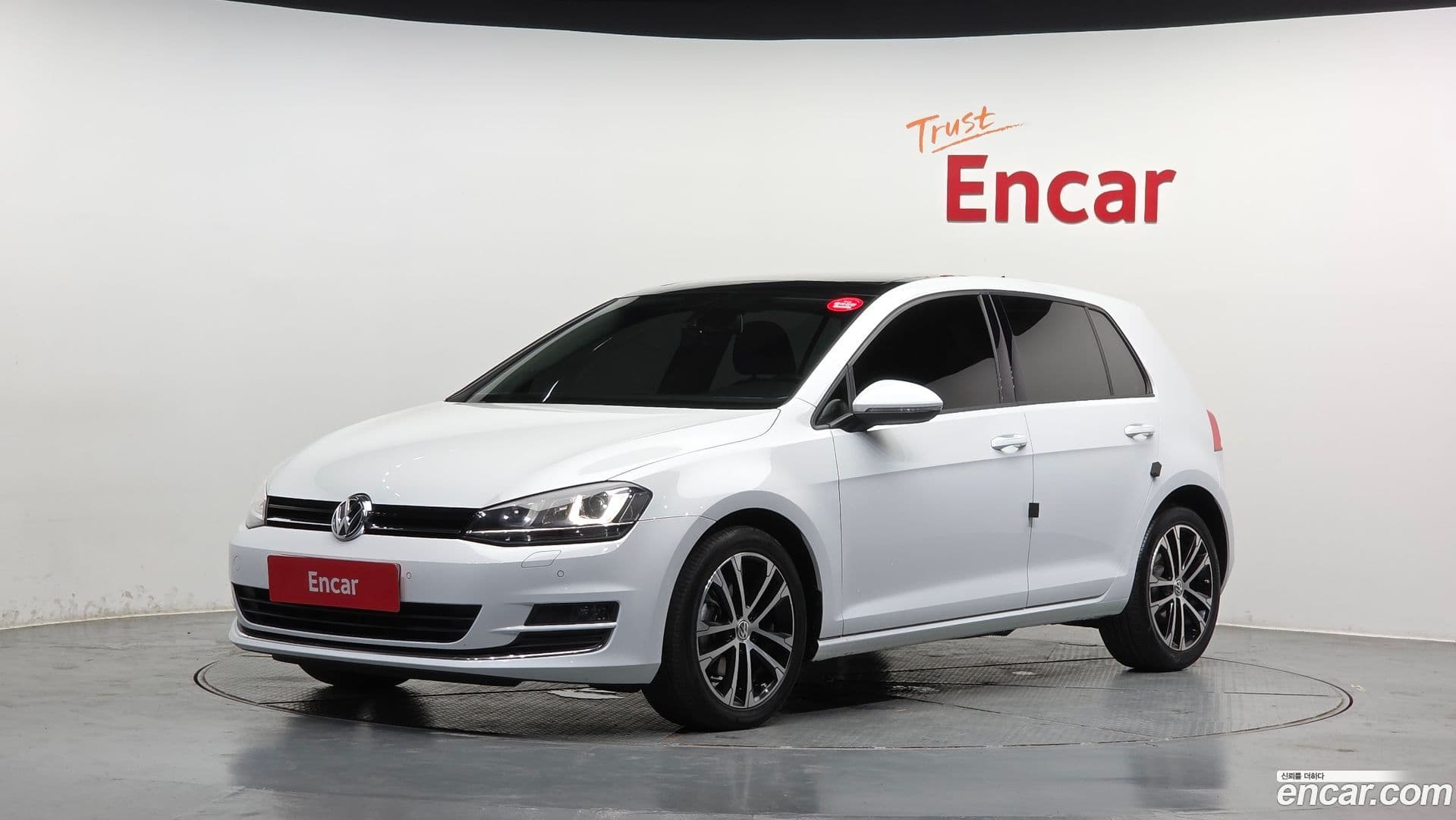 Main__Slider__Photo:Golf Volkswagen 2016.5-0