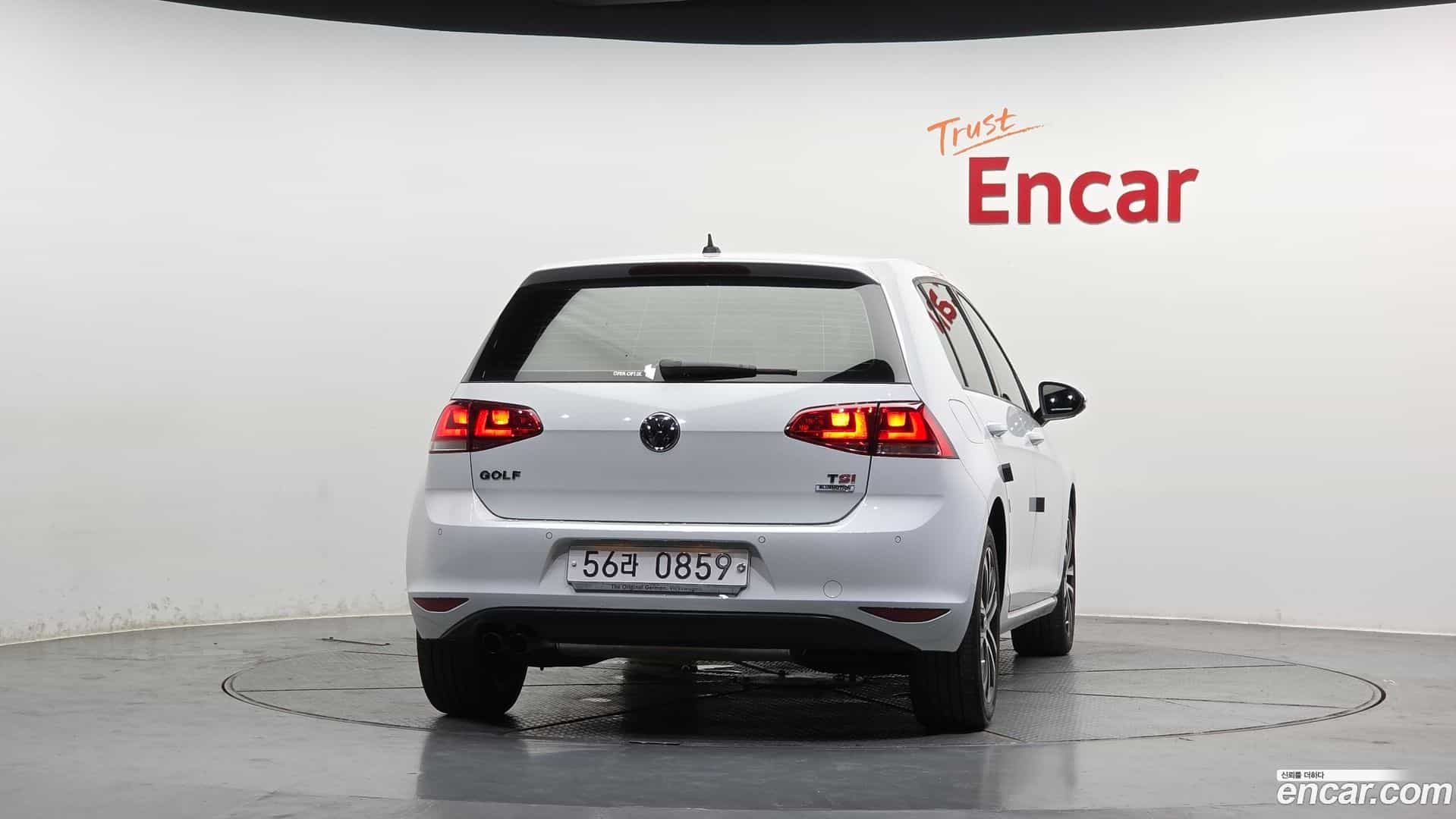 Golf Volkswagen 2016.5-OUTER-004