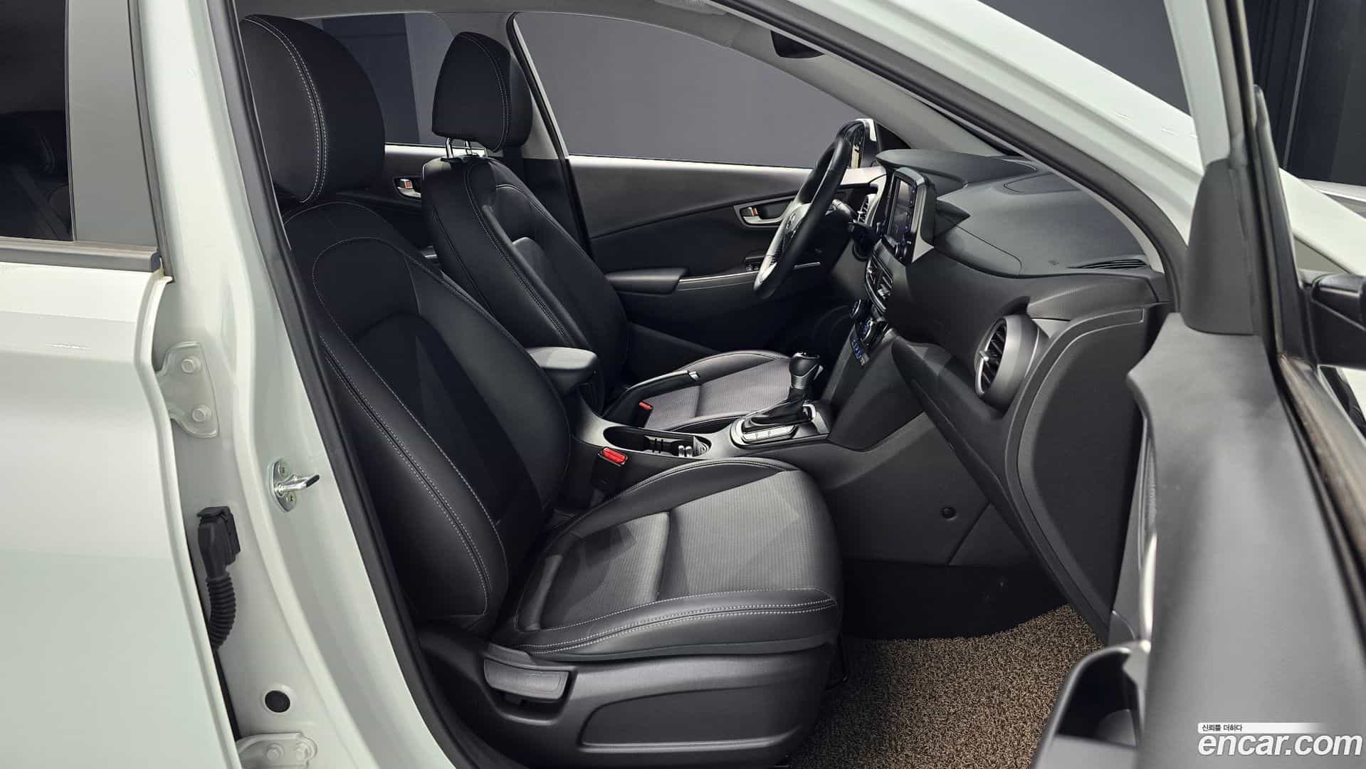Kona Hyundai 2020.0-INNER-010