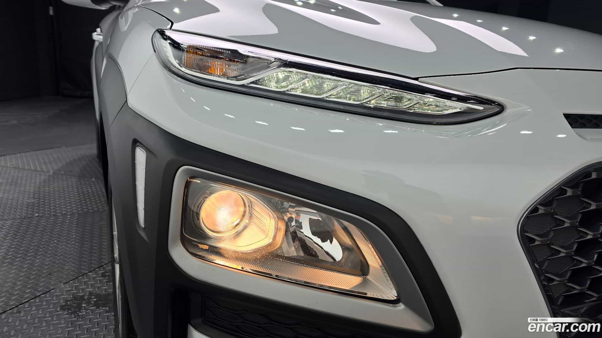 Kona Hyundai 2020.0-OUTER-032
