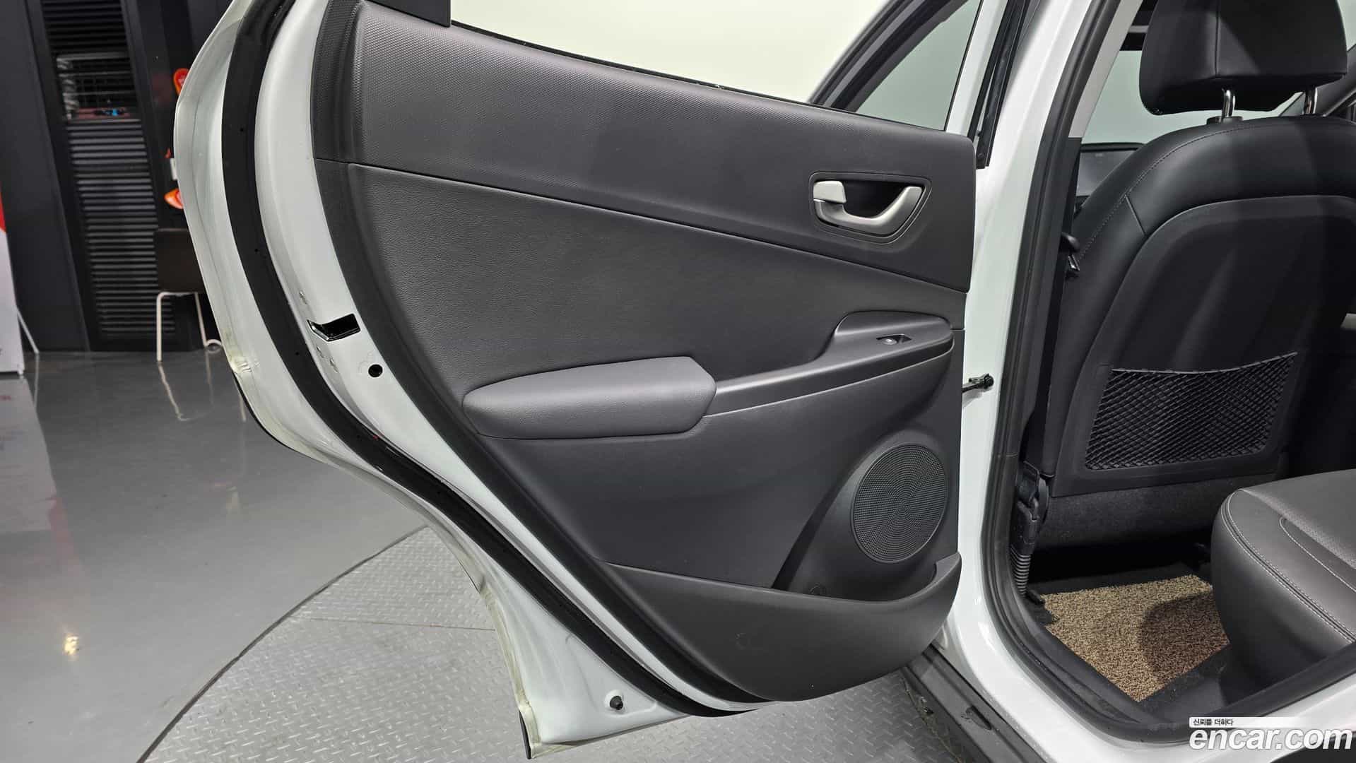 Kona Hyundai 2020.0-INNER-035