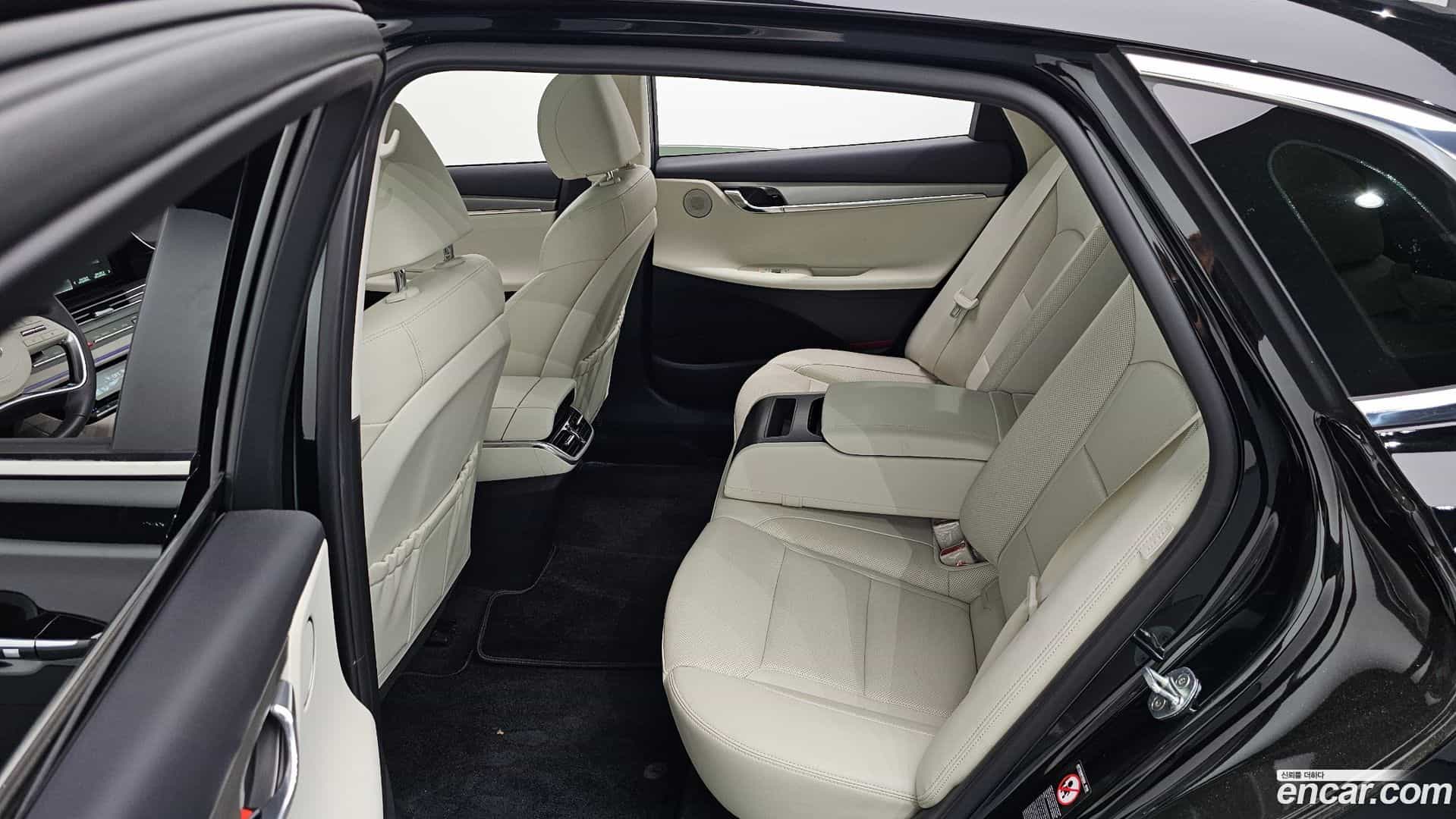 Grandeur Hyundai 2022.3-OPTION-016