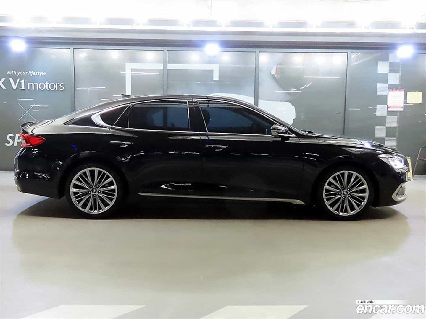 Grandeur Hyundai 2018.2-OUTER-003