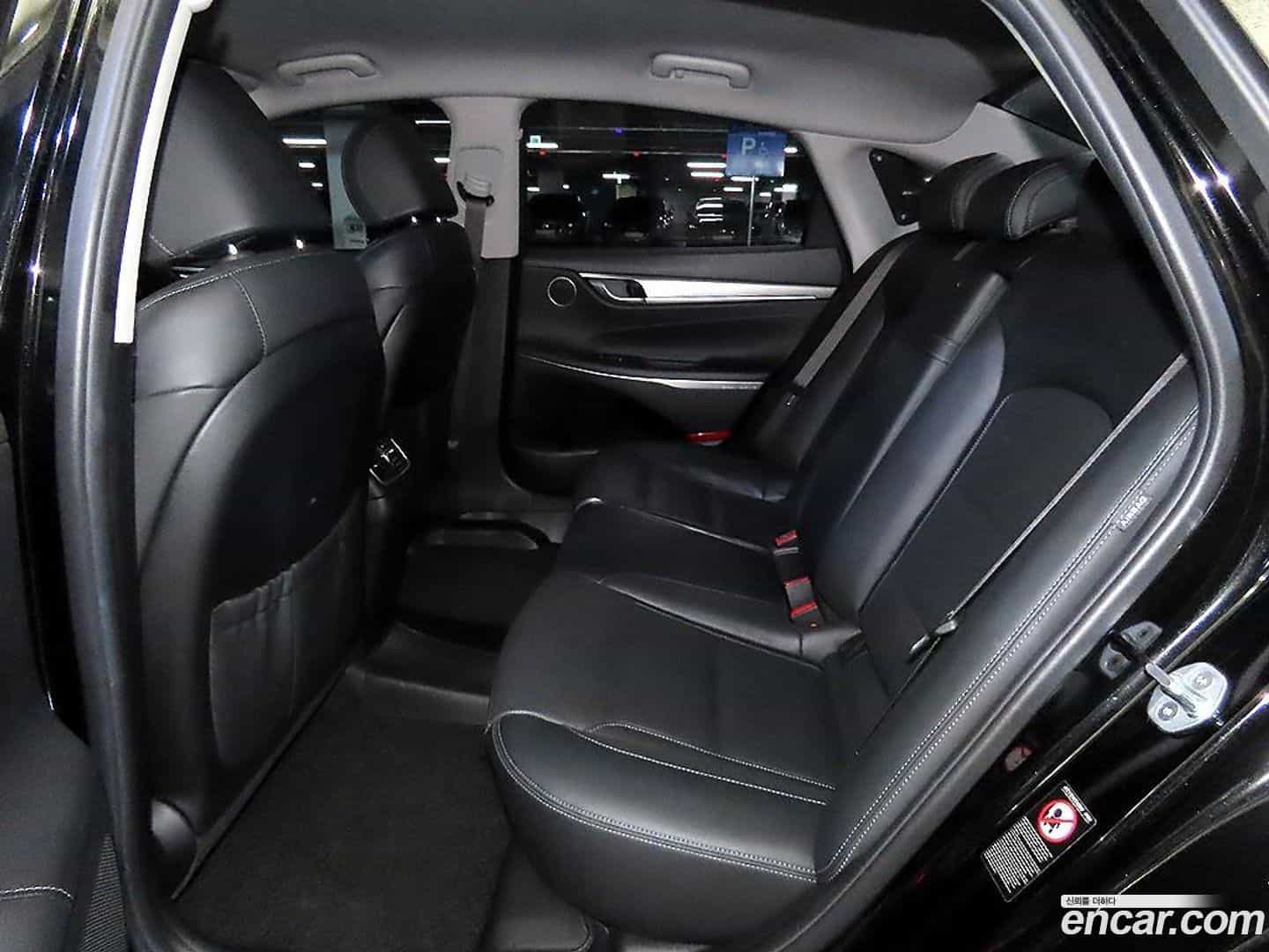 Grandeur Hyundai 2018.2-INNER-007