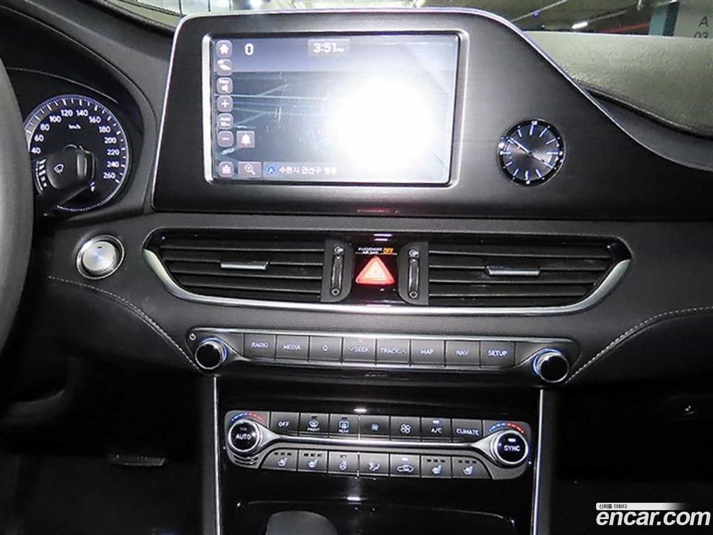 Grandeur Hyundai 2018.2-OPTION-015