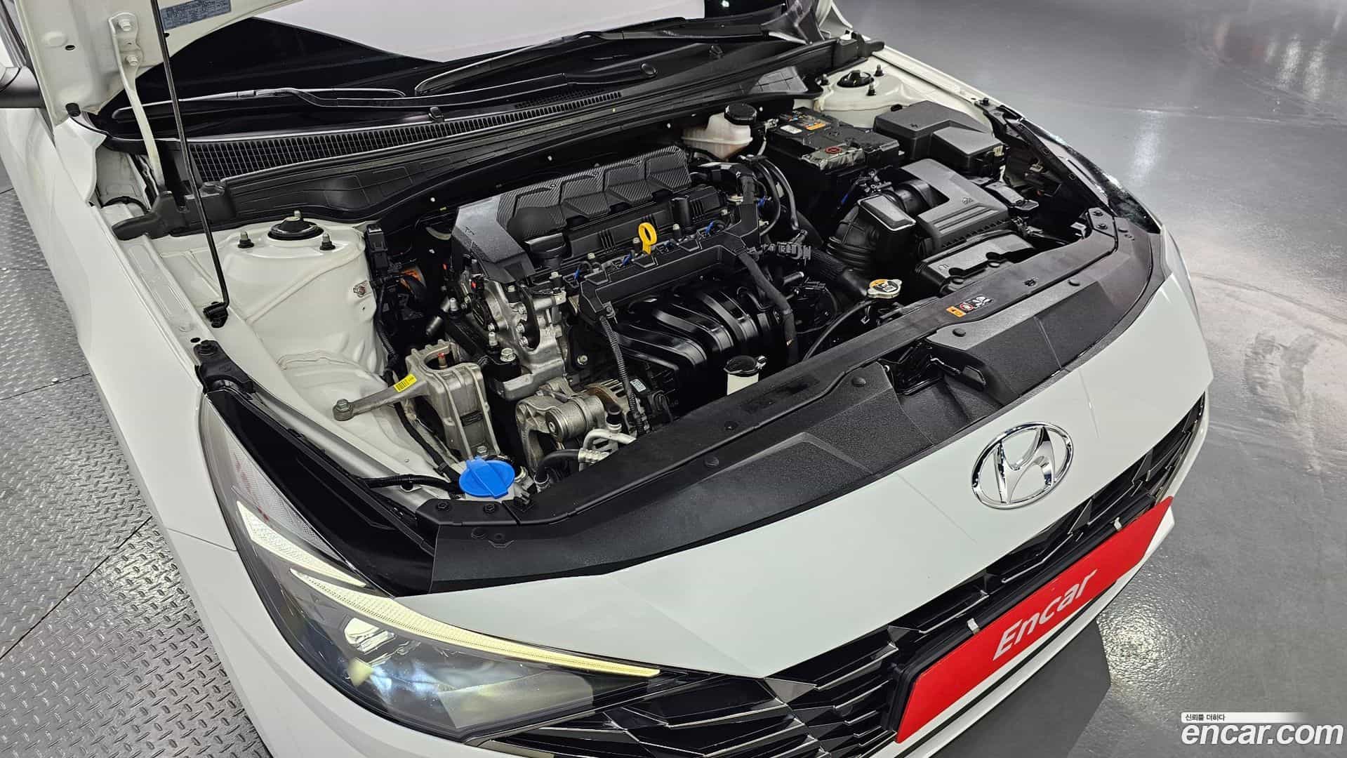 AVANTE Hyundai 2022.5-OUTER-006