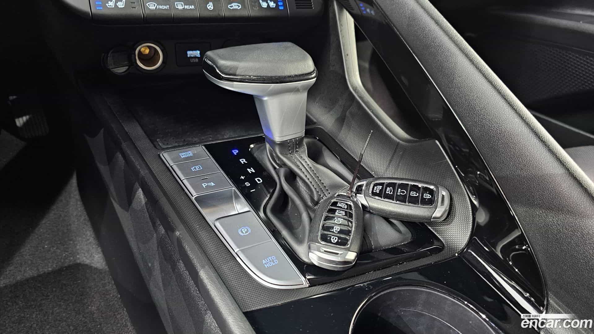 AVANTE Hyundai 2022.5-INNER-009