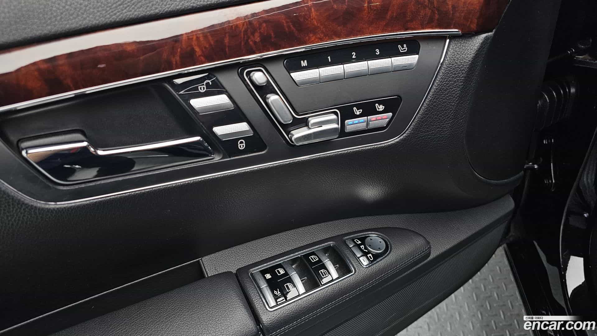 S-Class Mercedes-Benz 2010.11-OPTION-021