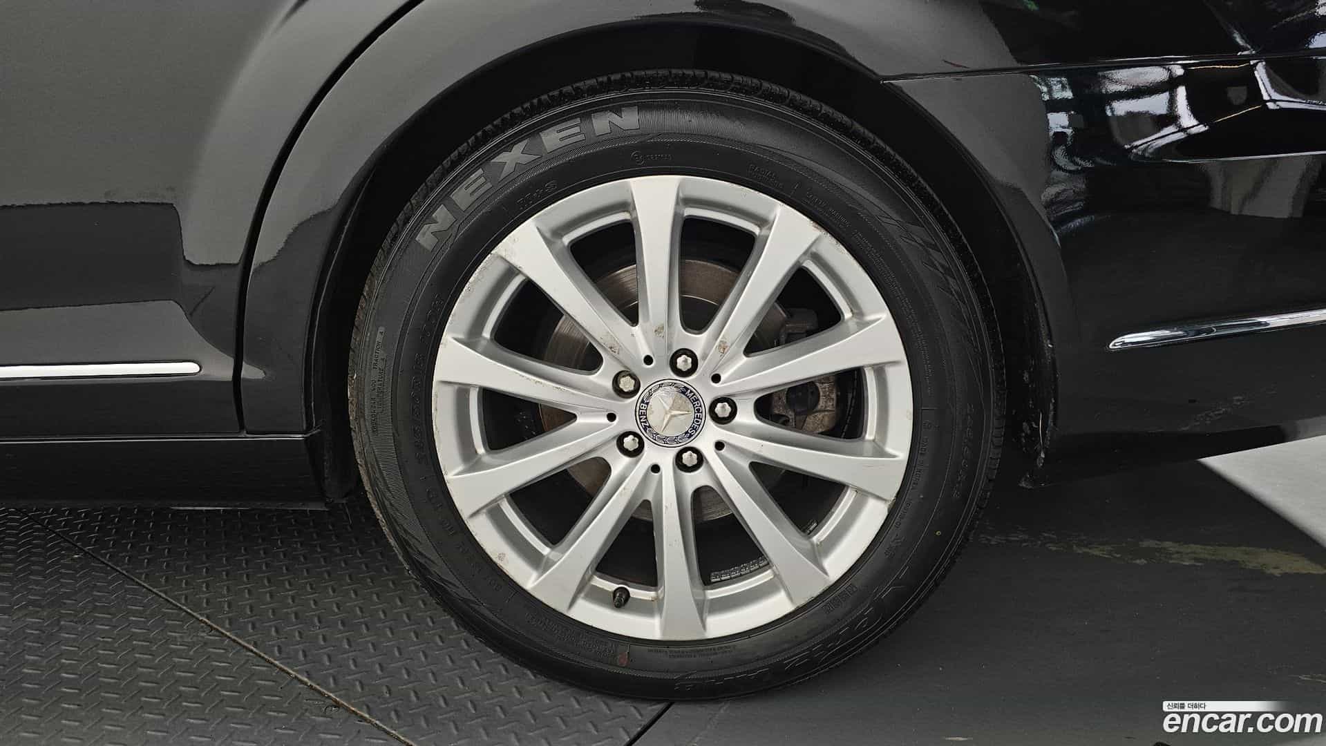 S-Class Mercedes-Benz 2010.11-OUTER-031