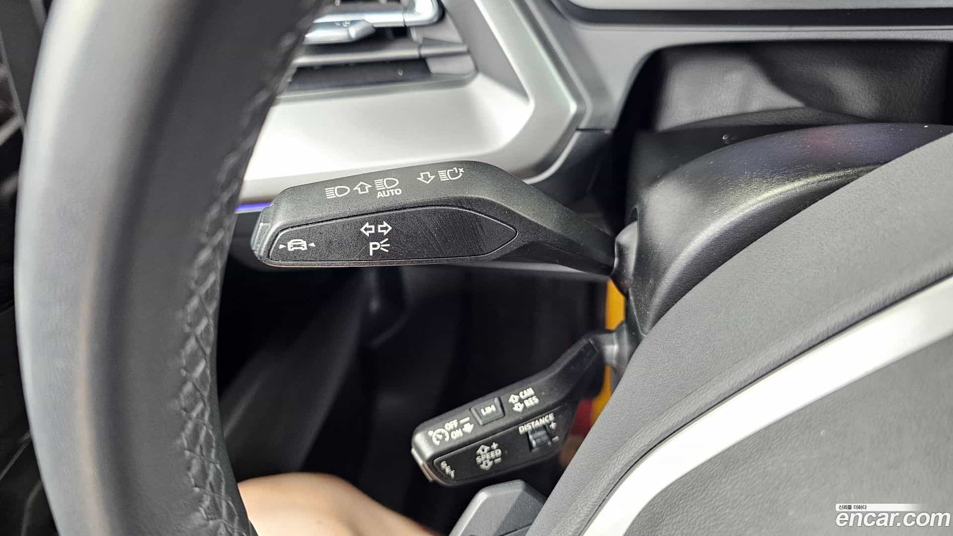 Q4 e-tron Audi 2022.10-OPTION-041