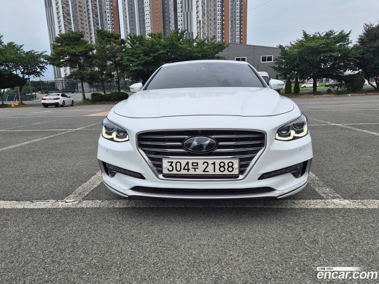 Main__Slider__Photo:Grandeur Hyundai 2018.1-0