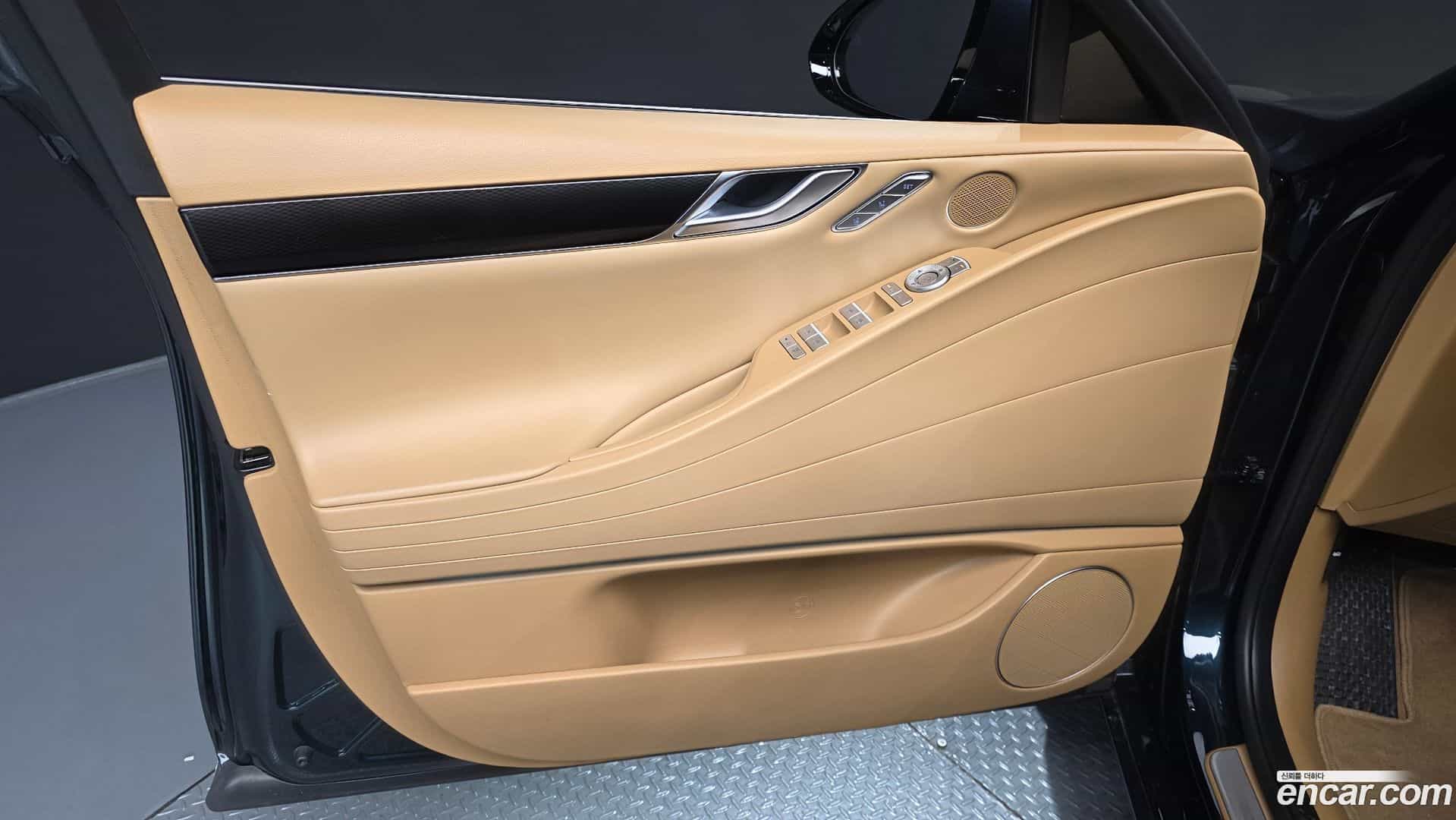 G80 Genesis 2024.2-INNER-034
