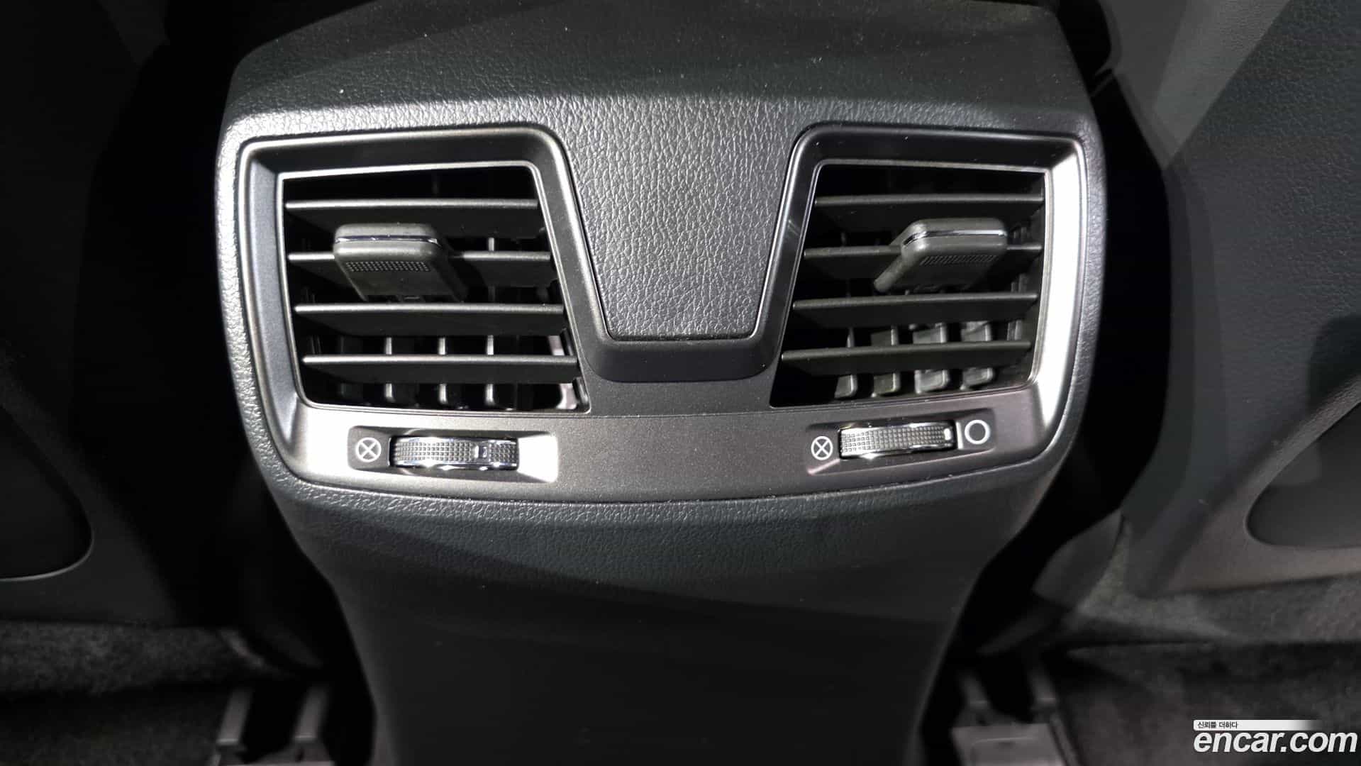 Rexton KG Mobility 2021.1-OPTION-042