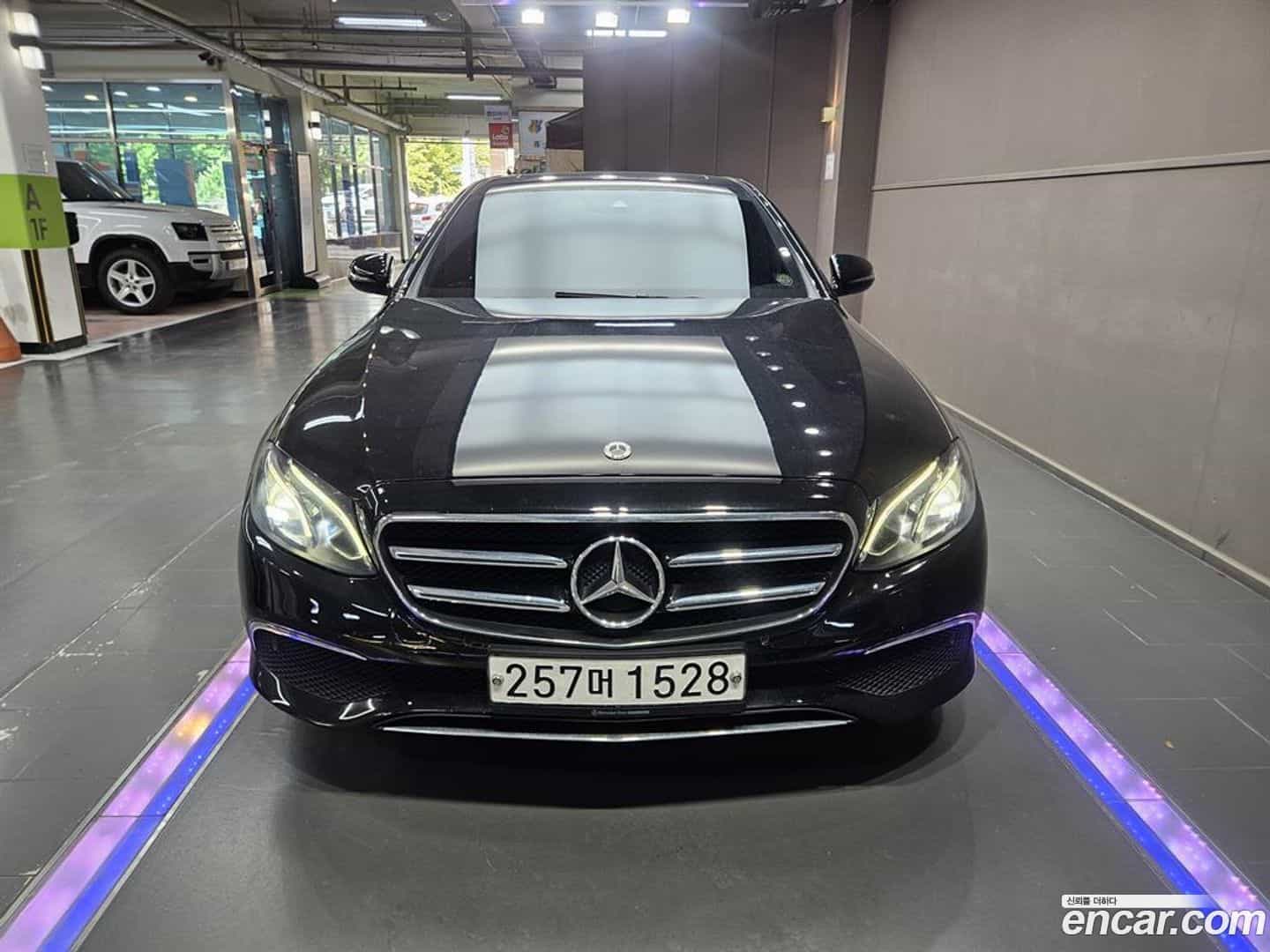 E-Class Mercedes-Benz 2019.11-OUTER-001