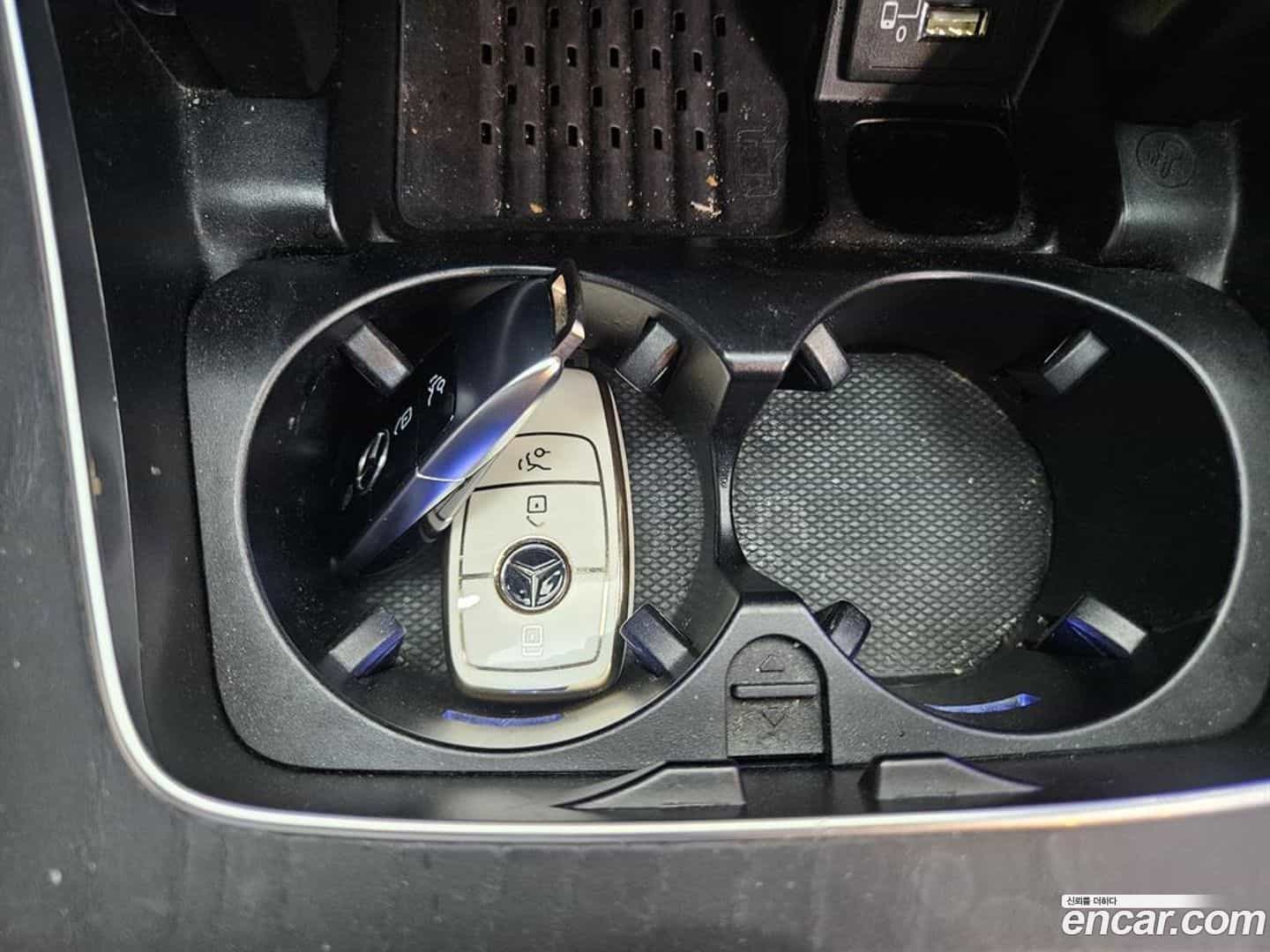 E-Class Mercedes-Benz 2019.11-OPTION-018
