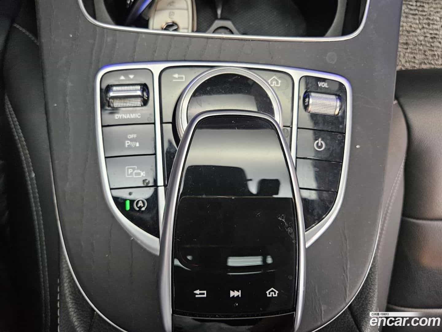 E-Class Mercedes-Benz 2019.11-OPTION-019