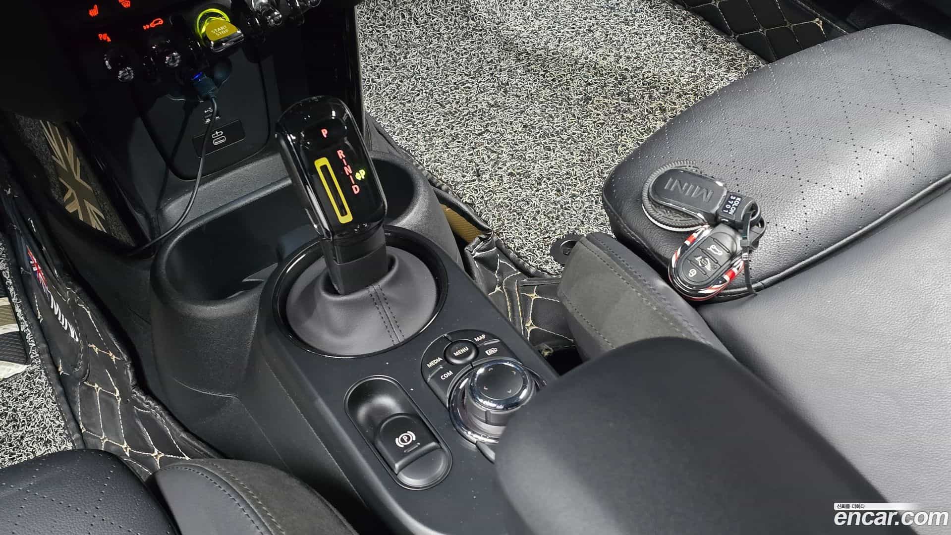 Cooper Mini 2022.6-INNER-009