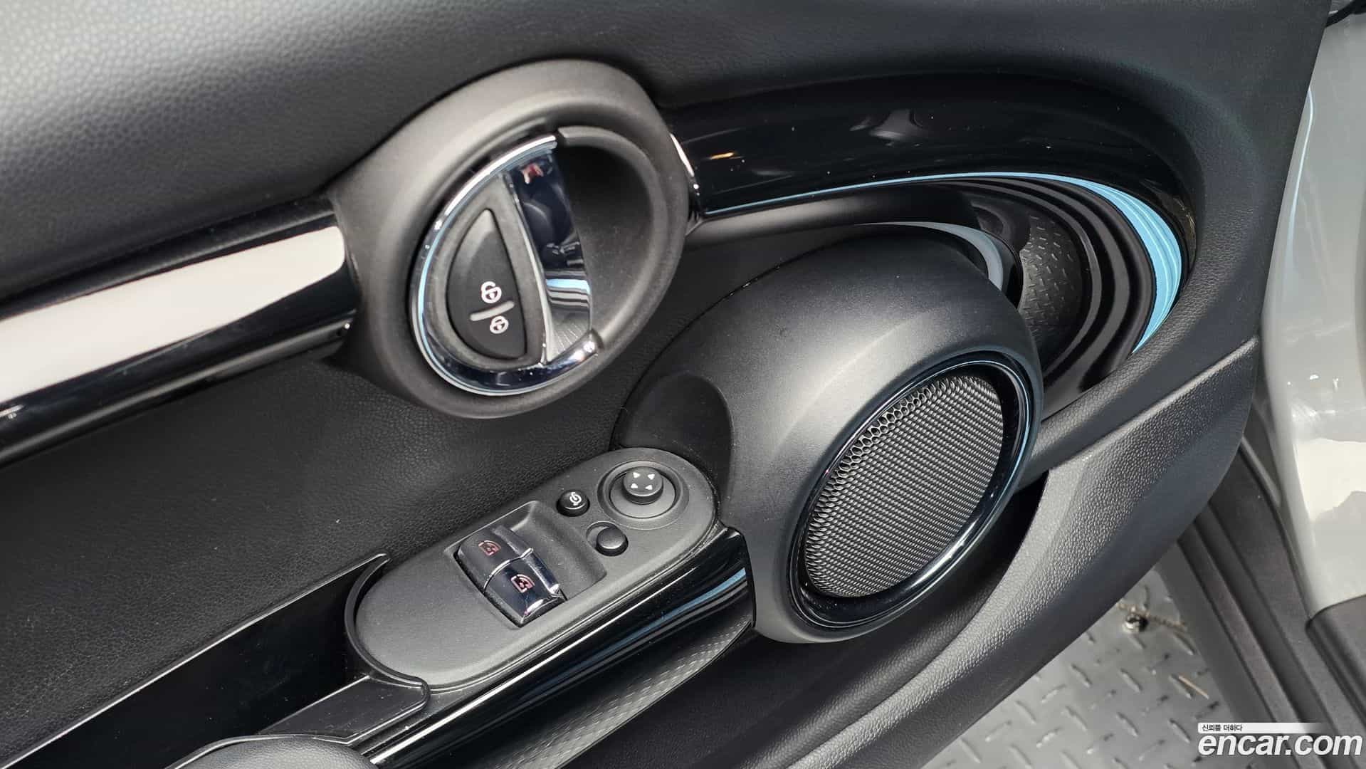 Cooper Mini 2022.6-OPTION-041