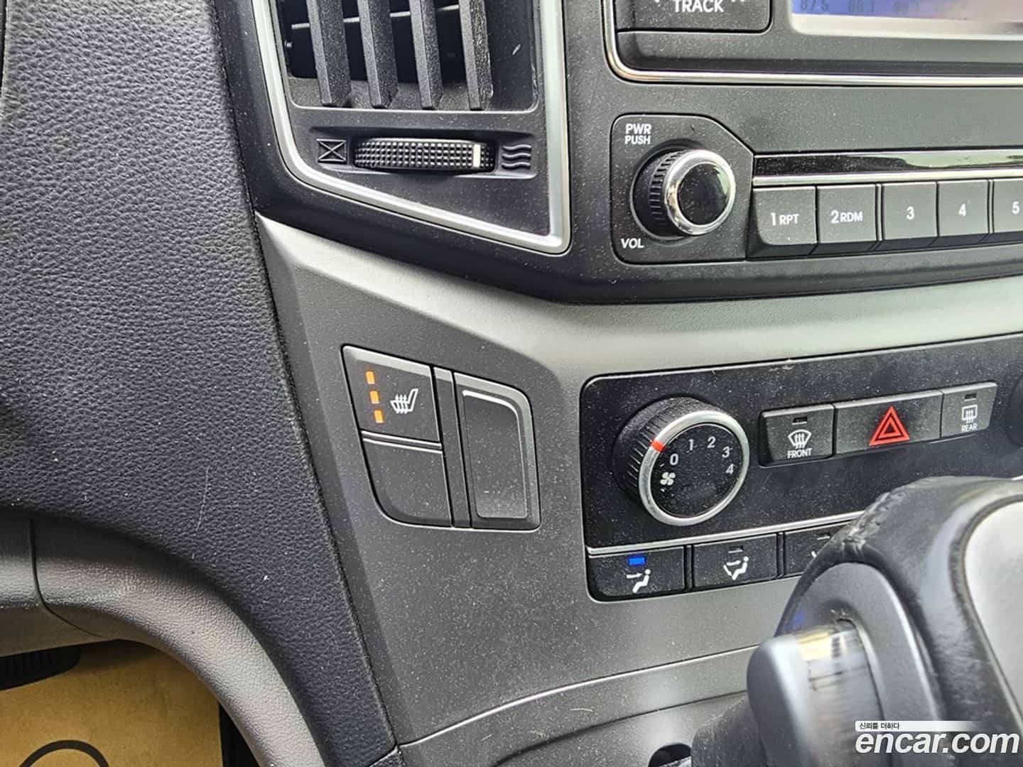 Starex Hyundai 2020.11-OPTION-022