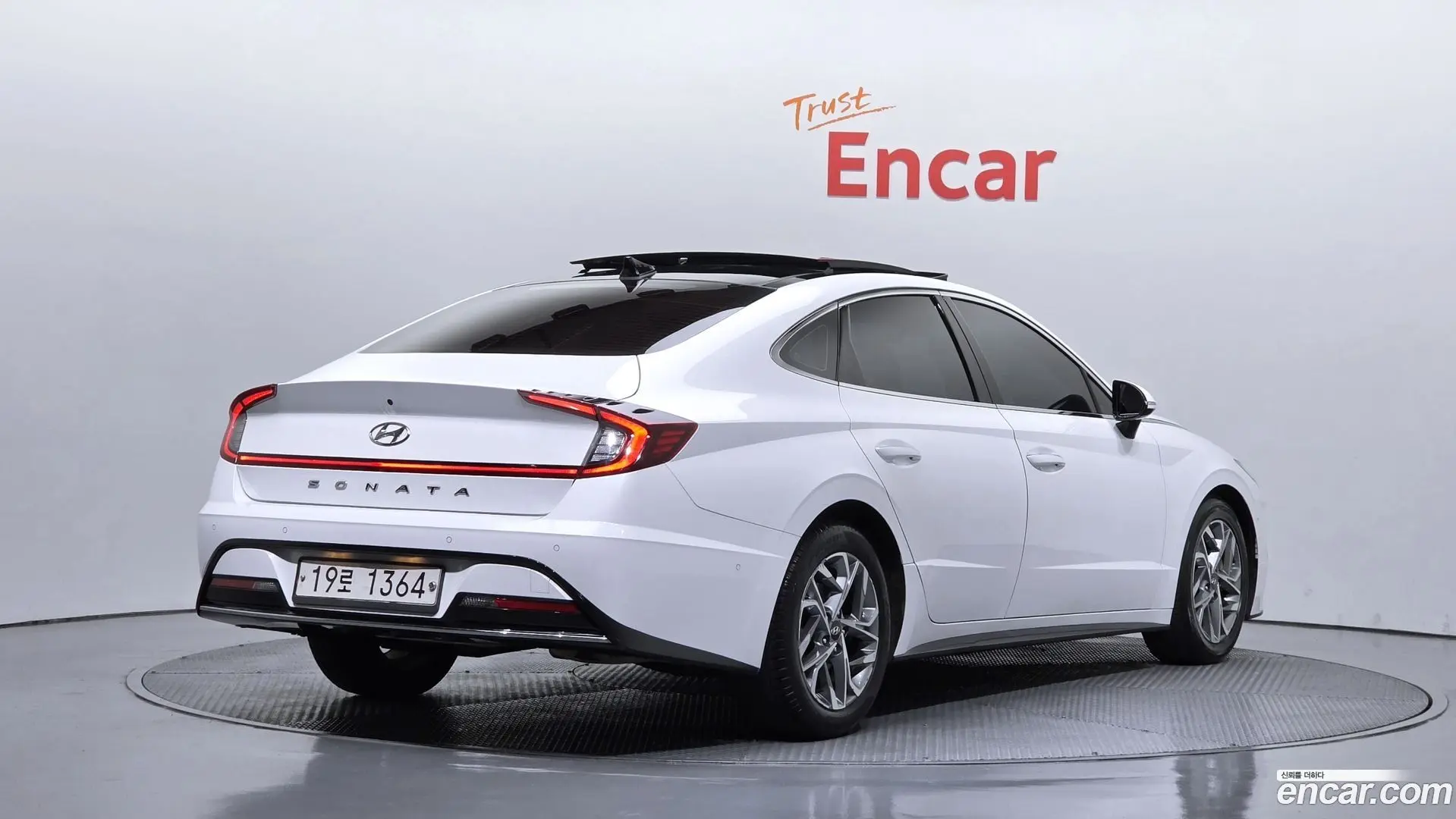 Main__Slider__Photo:Sonata Hyundai 2019.6-1