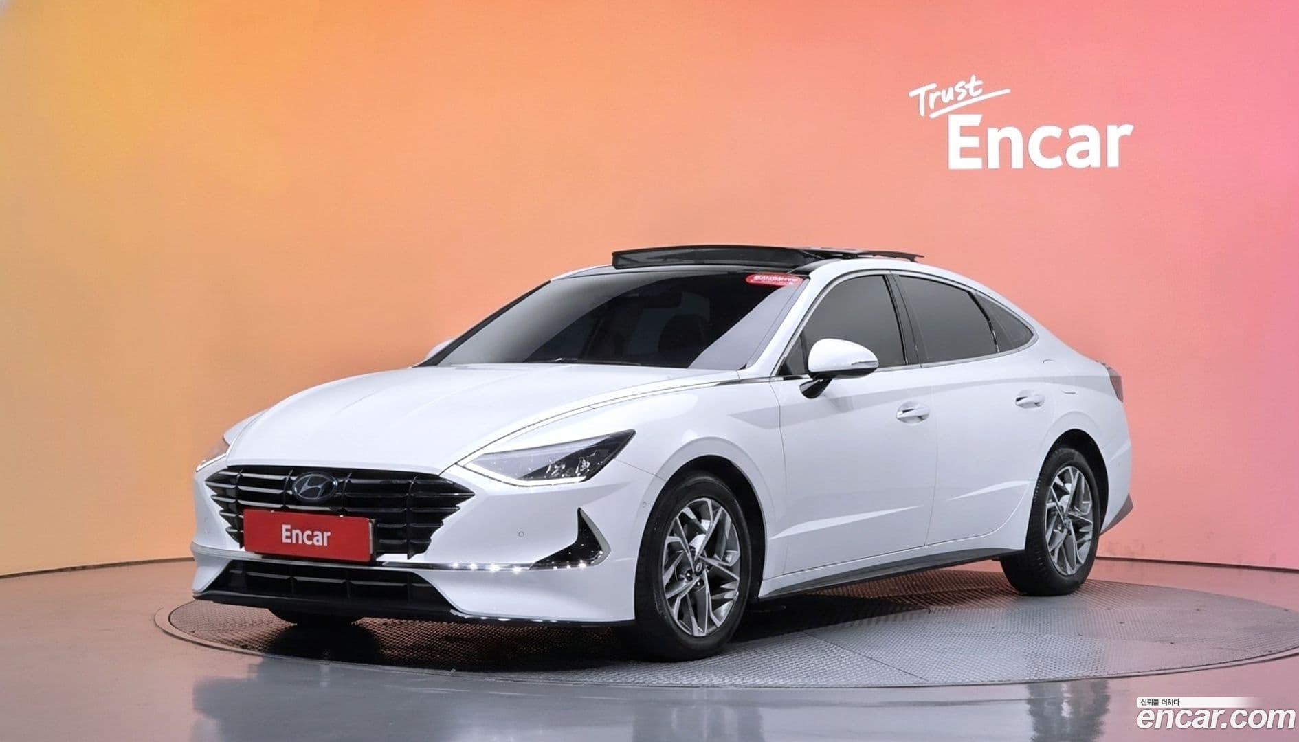 Main__Slider__Photo:Sonata Hyundai 2019.6-0